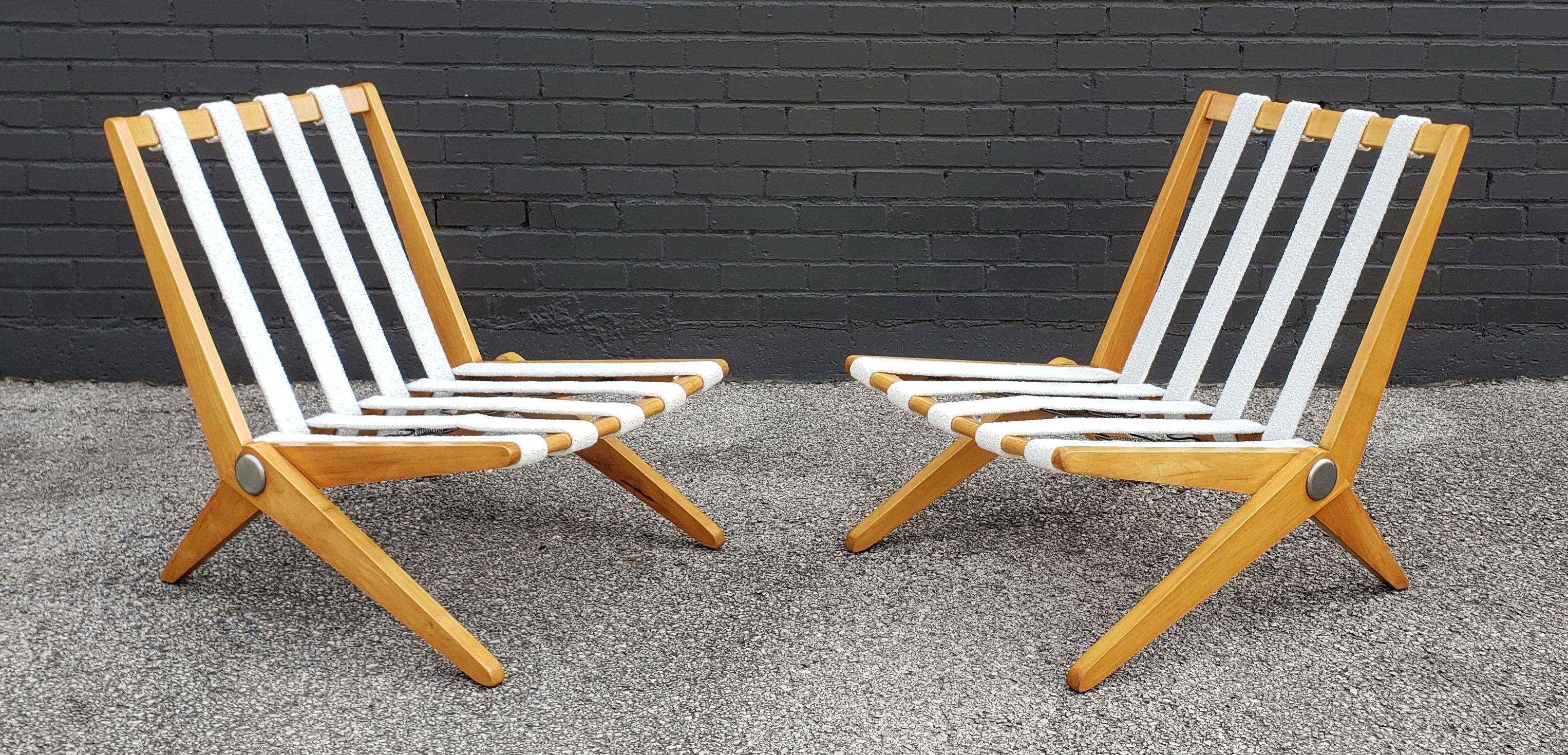 Pierre Jeanneret Scissor Lounge Chairs for Knoll Associates in Birch & Boucle In Good Condition In Dallas, TX