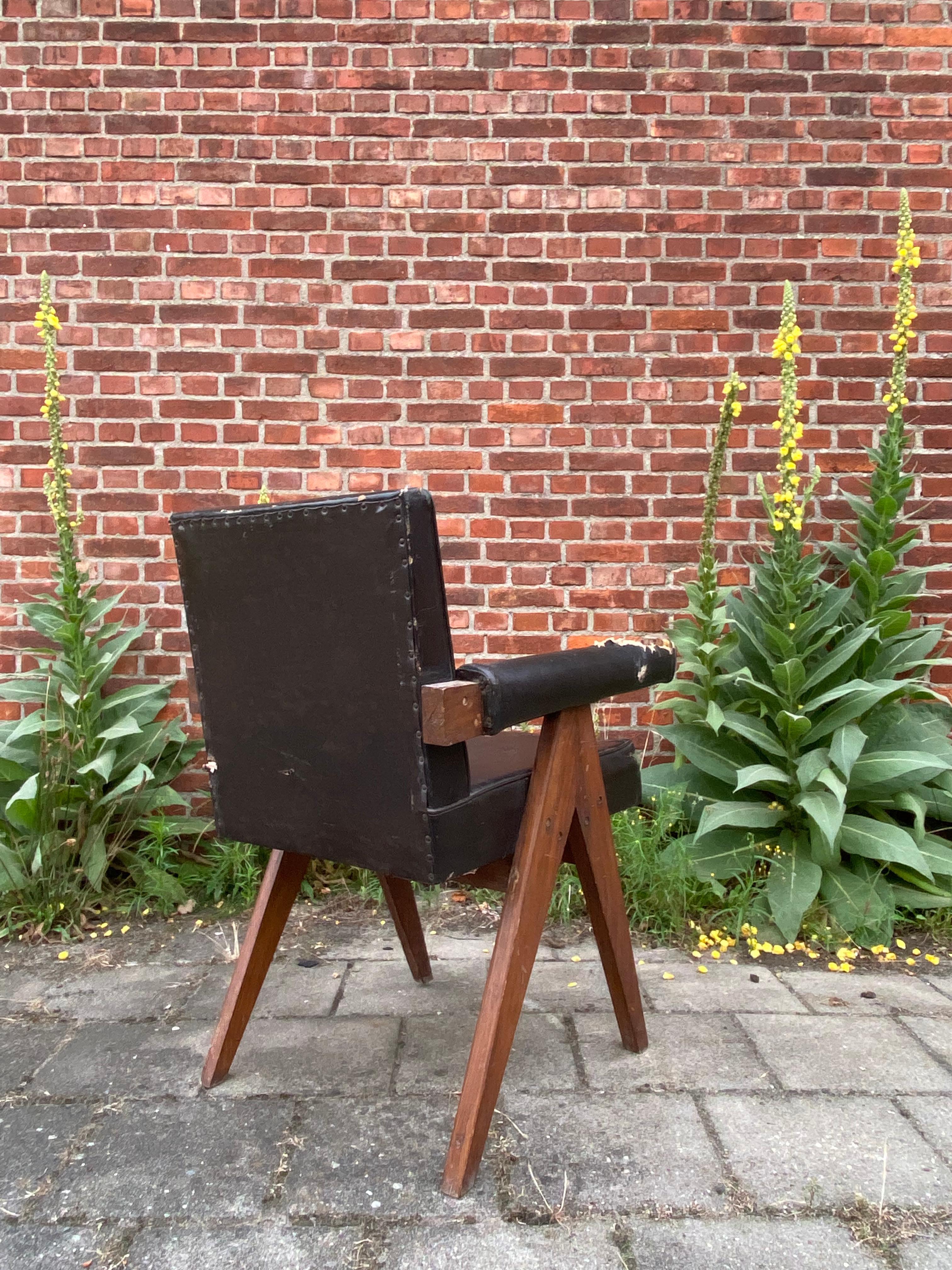Pierre Jeanneret 'Senat' Chair Designed for Chandigarh's High Court, 1959-60 In Good Condition For Sale In bergen op zoom, NL