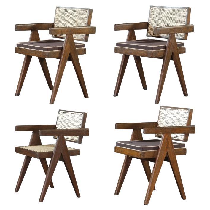 Pierre Jeanneret Set de 10 chaises PJ-SI-28-A / Authentic Mid-Century Modern