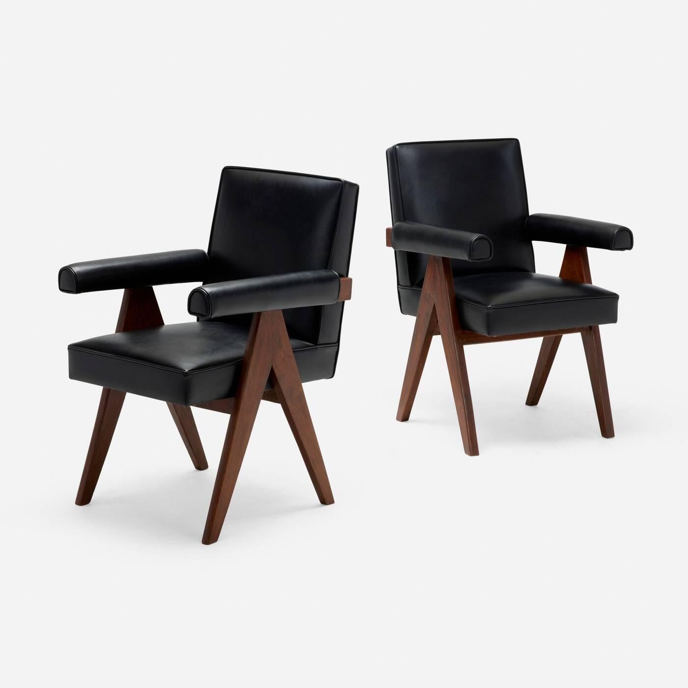 Pierre Jeanneret Conjunto de dos sillas de comité de Chandigarh Moderna de mediados de siglo Moderno en venta