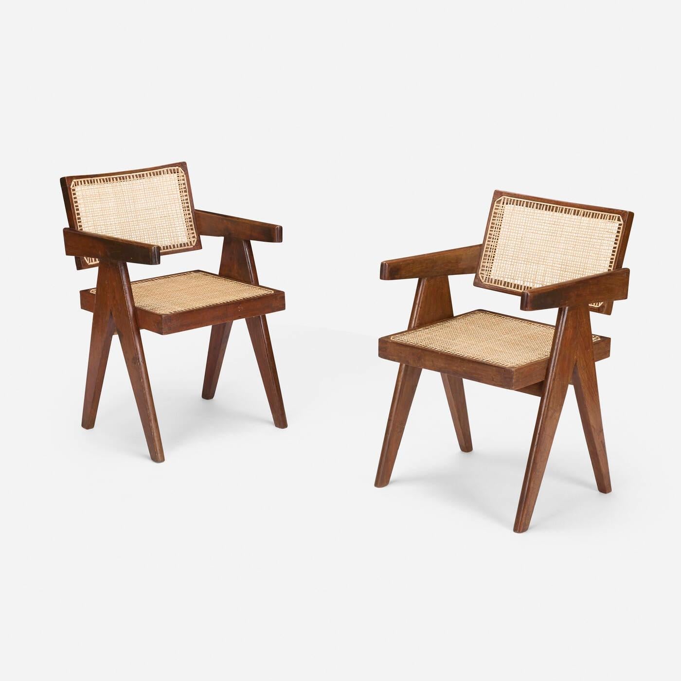 Indien Ensemble de deux chaises de bureau Pierre Jeanneret de Chandigarh en vente