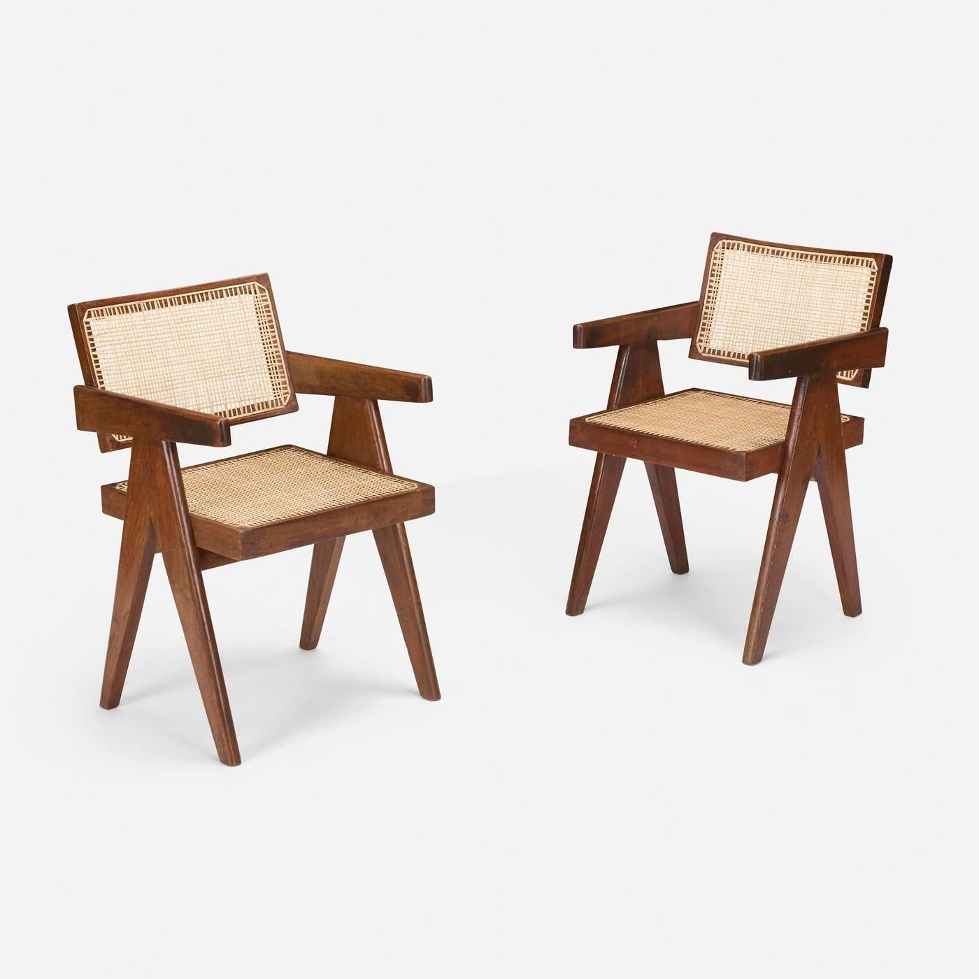 Milieu du XXe siècle Ensemble de deux chaises de bureau Pierre Jeanneret de Chandigarh en vente