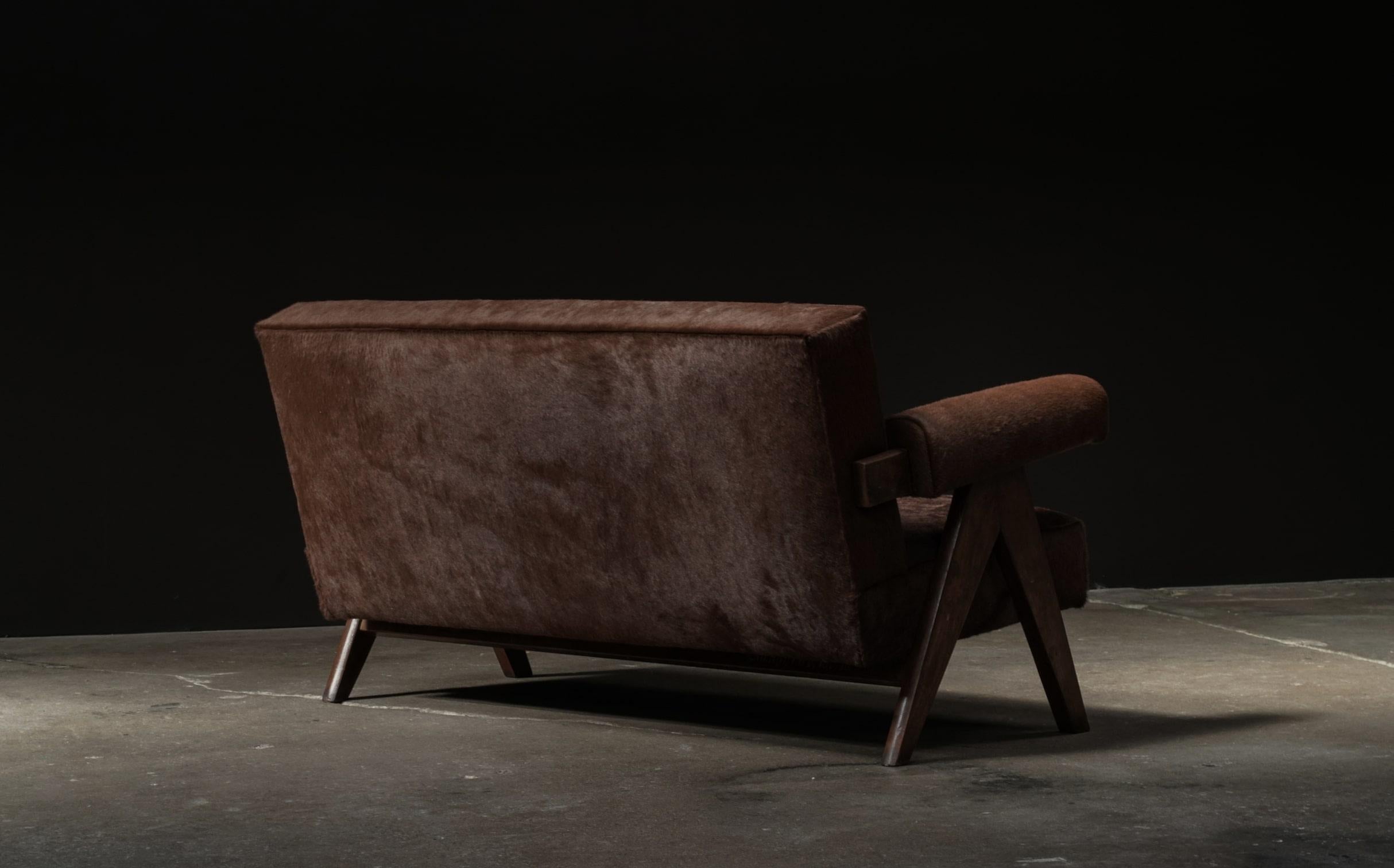 Mid-20th Century Pierre Jeanneret Sofa in Cognac Hide For Sale