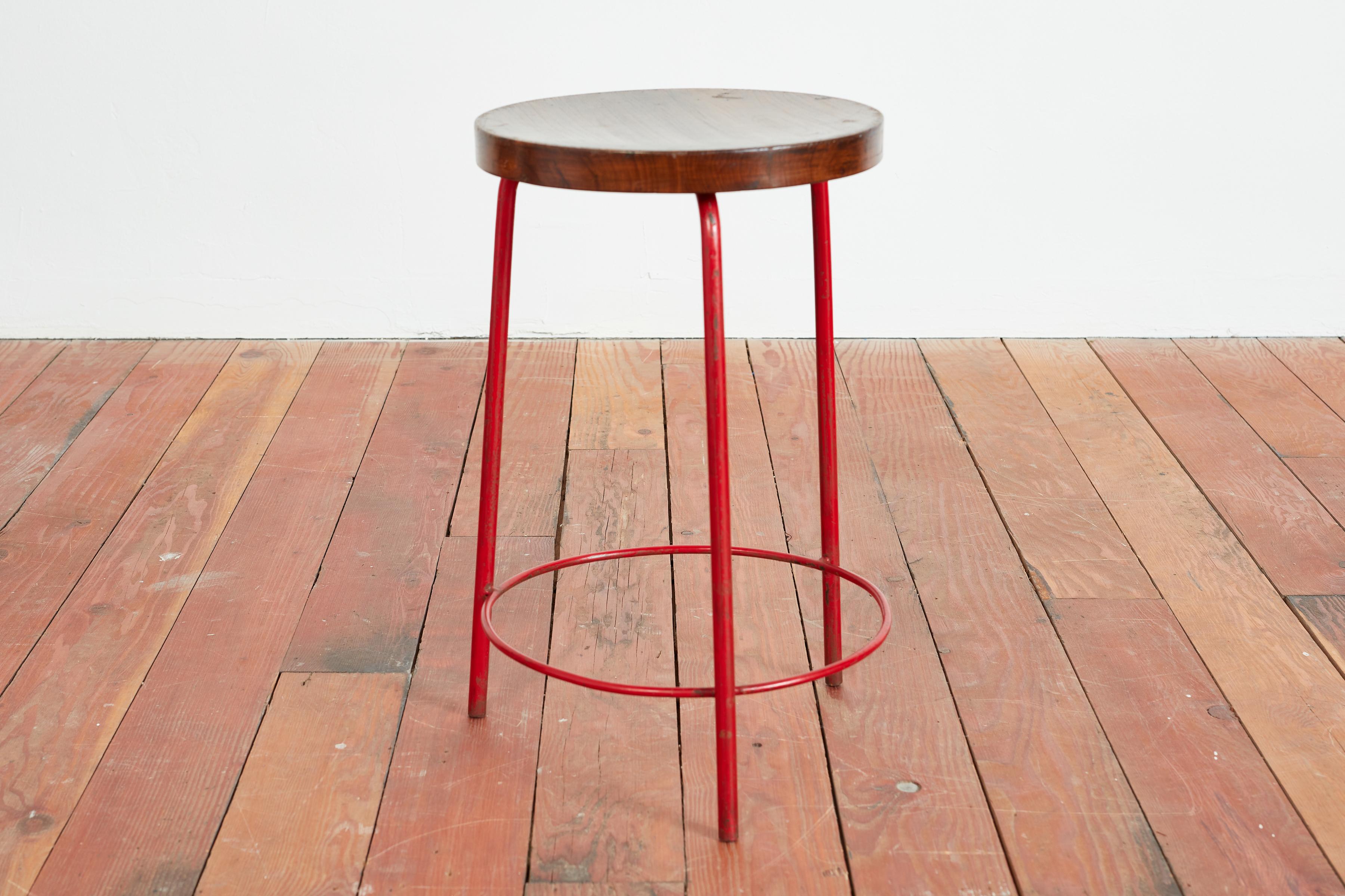 Original Pierre Jeanneret stool from Chandigarh

France/India, c. 1960

Original teak wood seat with fantastic patina'd red enamel steel legs


stool: 21½ h × 14¾ dia in (55 × 37 cm)