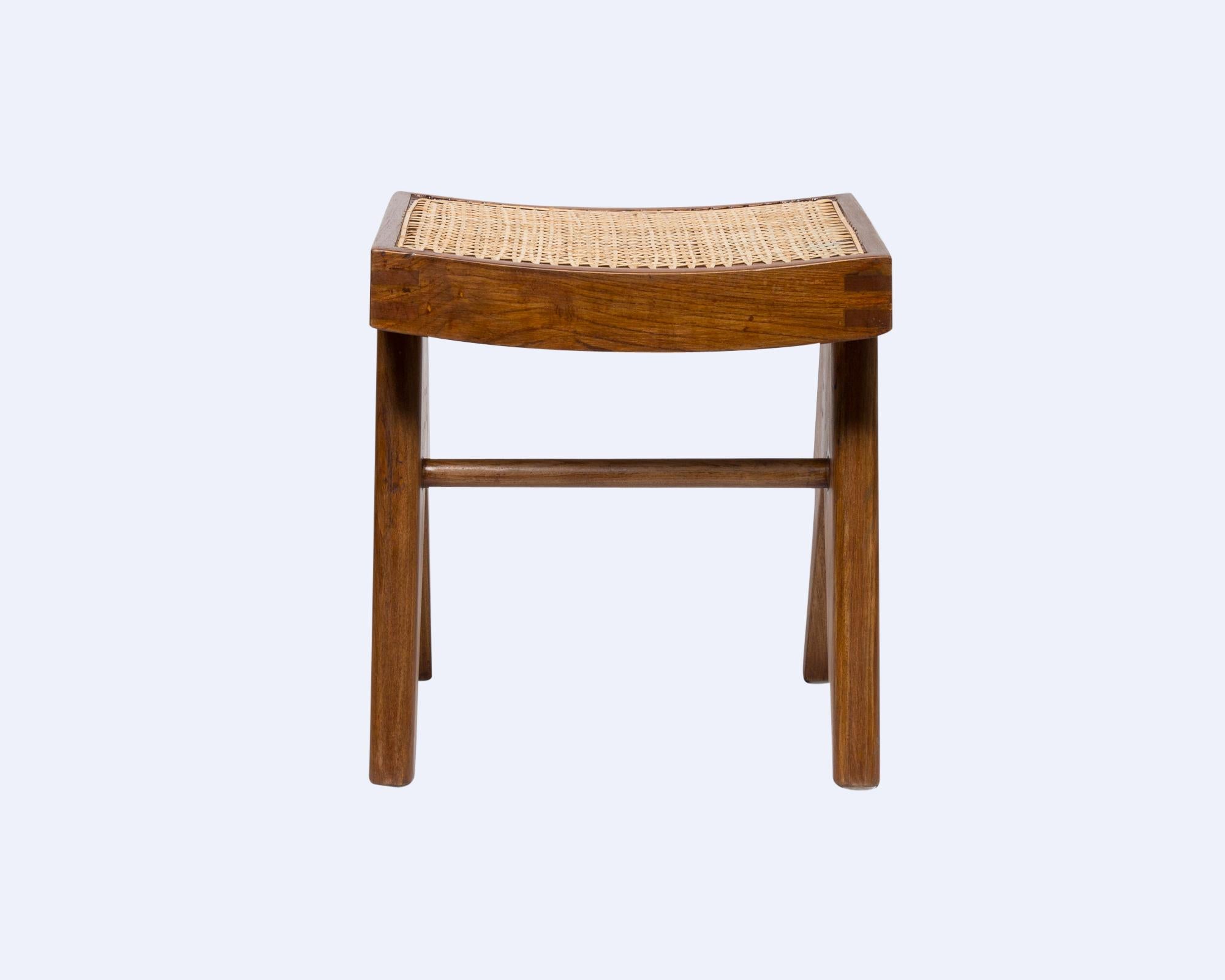 pierre jeanneret stools