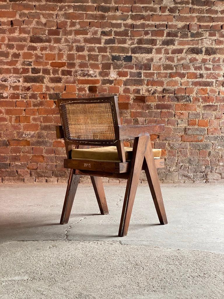 Pierre Jeanneret Student Desk and Office Chair Chandigarh India Circa 1959 In Good Condition In Longdon, Tewkesbury