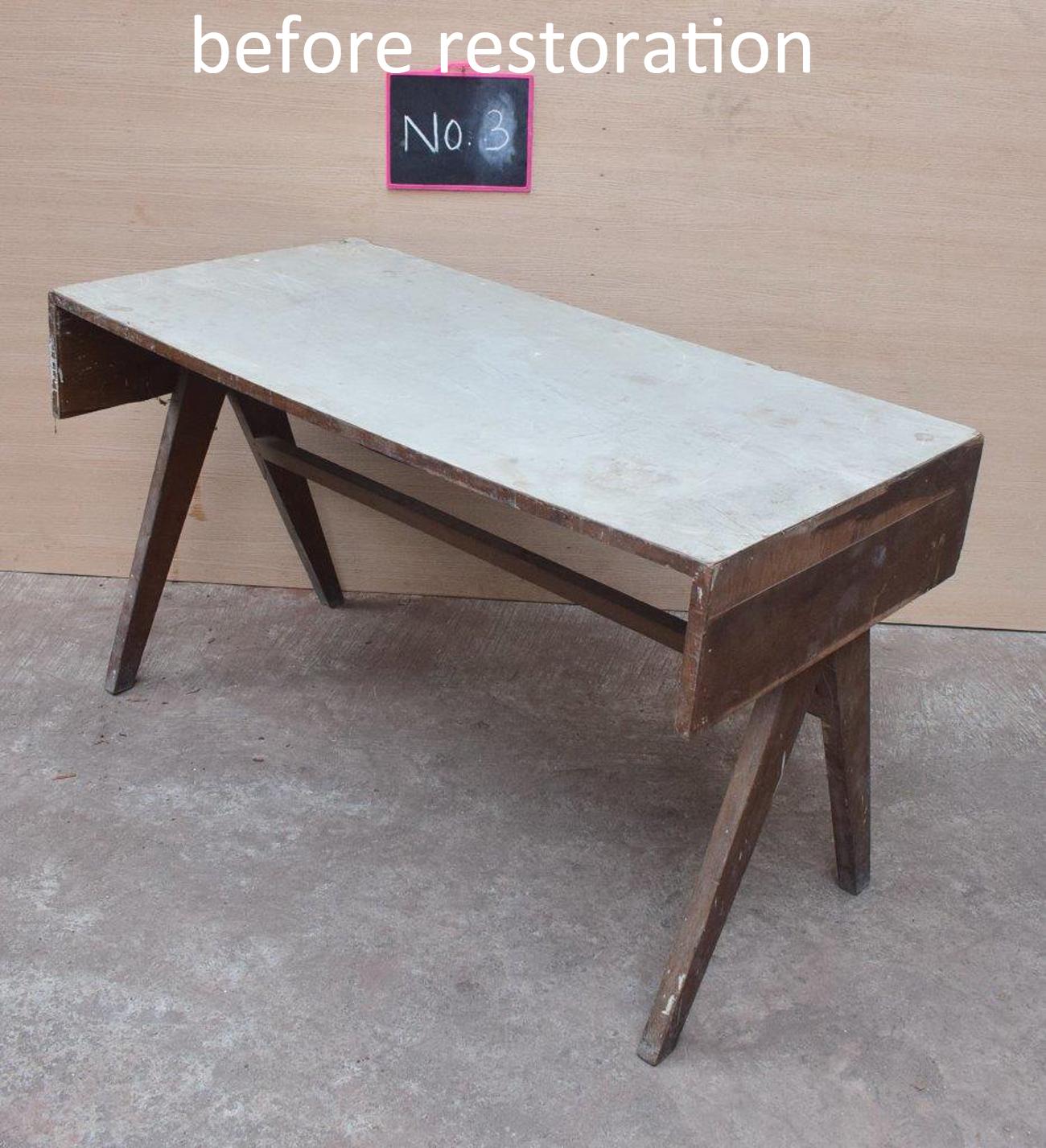 Pierre Jeanneret Student Desk with Rare Original Lettering For Sale 9