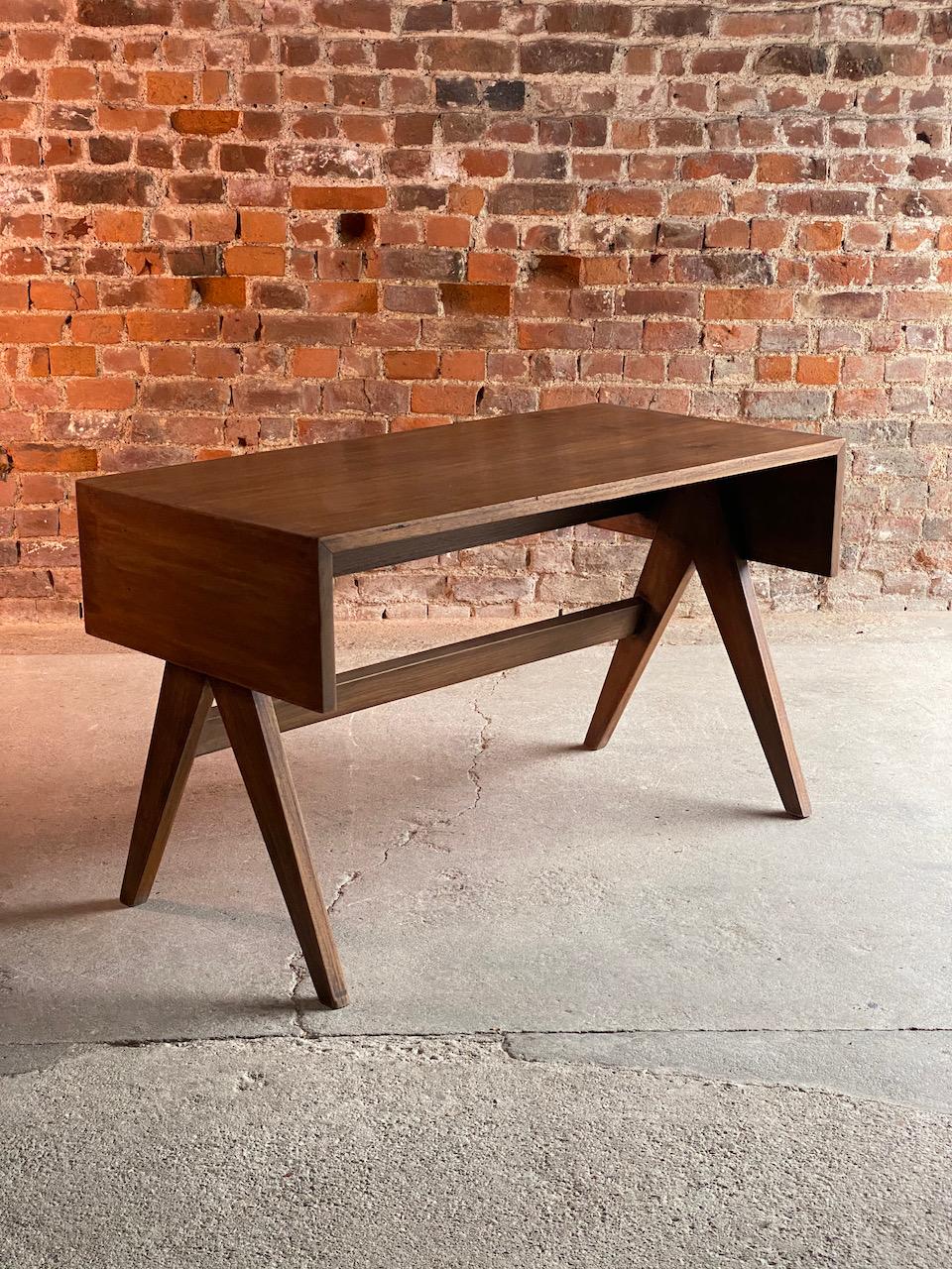 Pierre Jeanneret Student Library Desk & V Leg Chair Chandigarh In Good Condition In Longdon, Tewkesbury