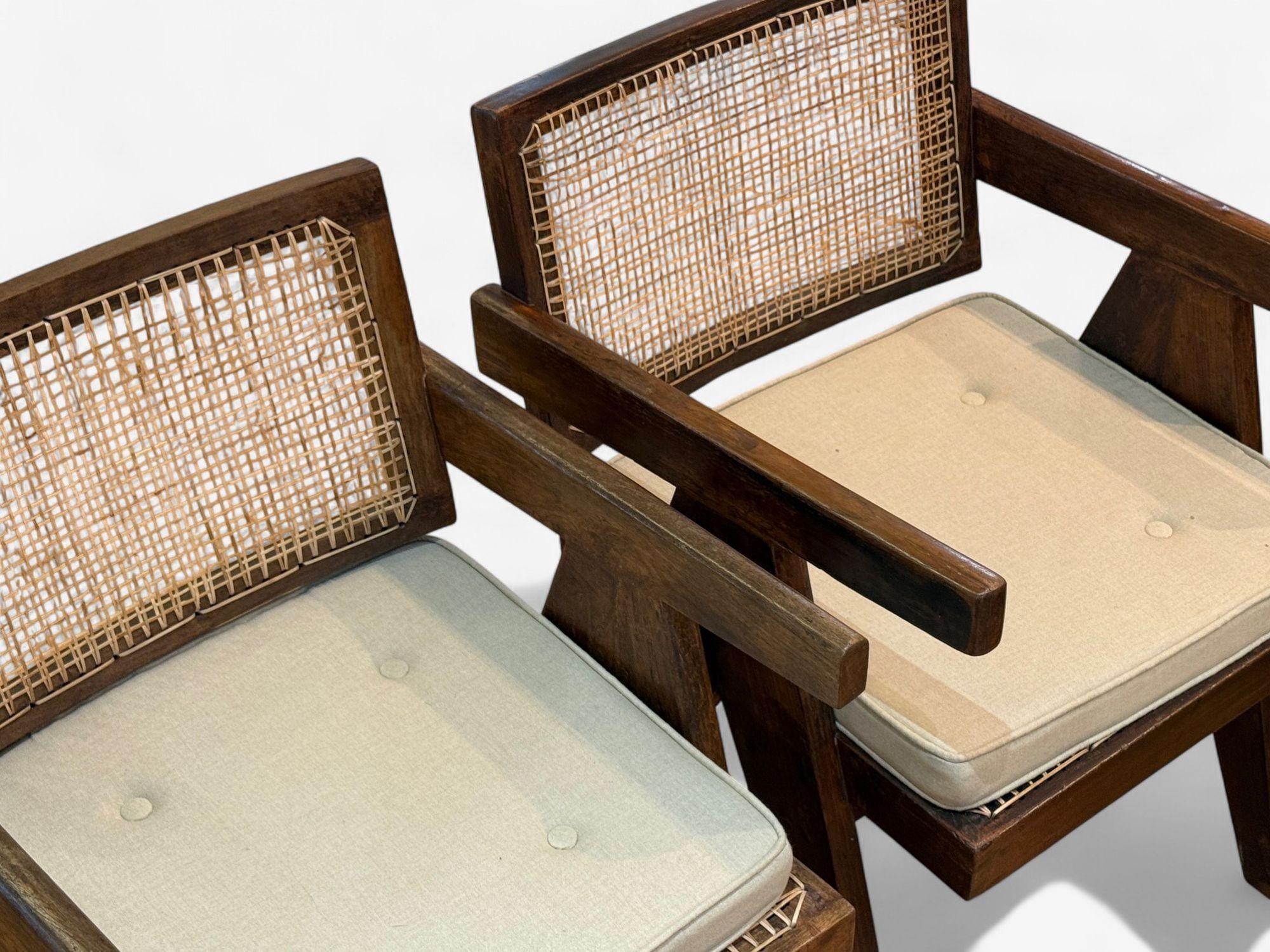 Pierre Jeanneret, Teak, Cane, Four Floating Back Chairs, Chandigarh, 1960s en vente 3