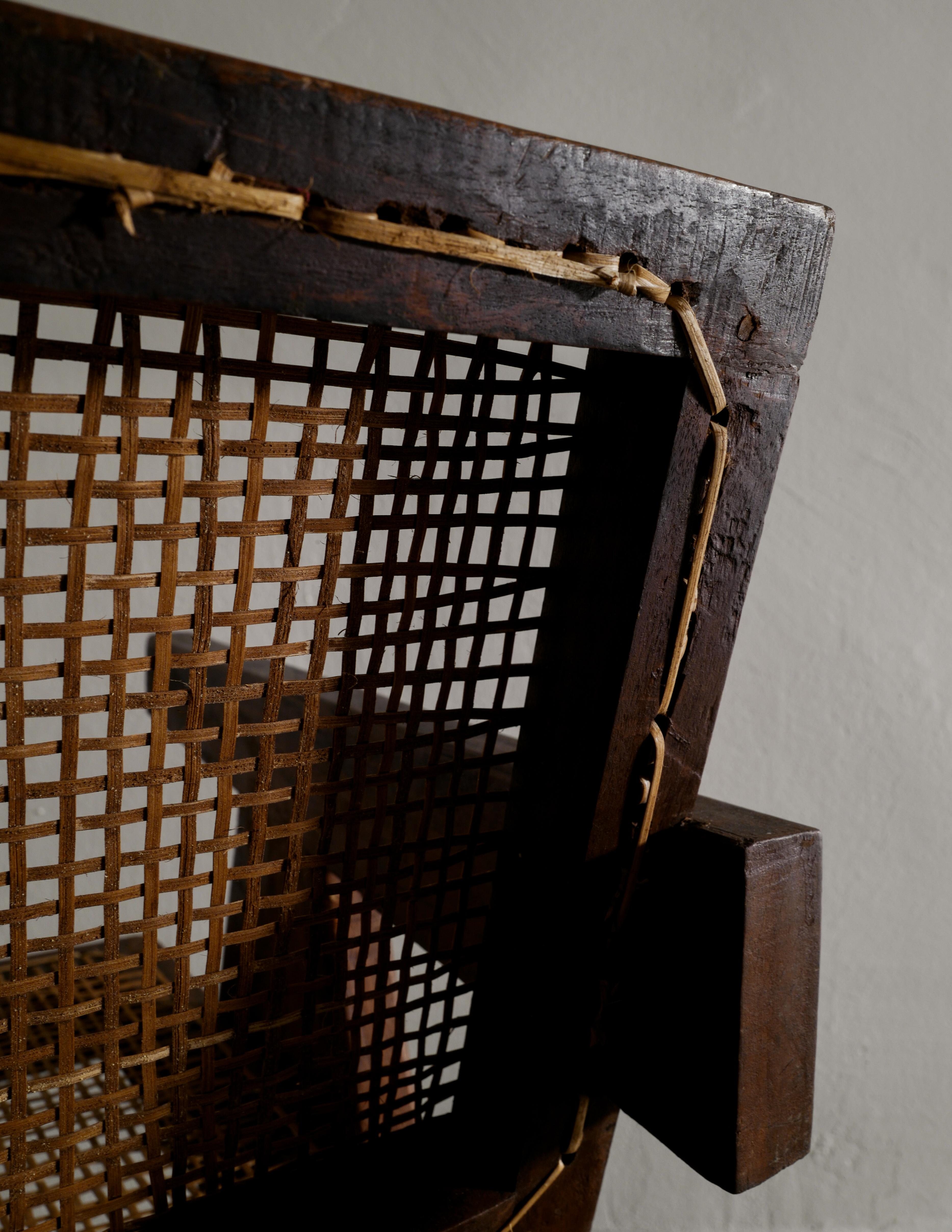 Pierre Jeanneret „Bürostuhl“ aus Teakholz aus der Mitte des Jahrhunderts für Chandigarh, Indien, 1950er Jahre im Angebot 1