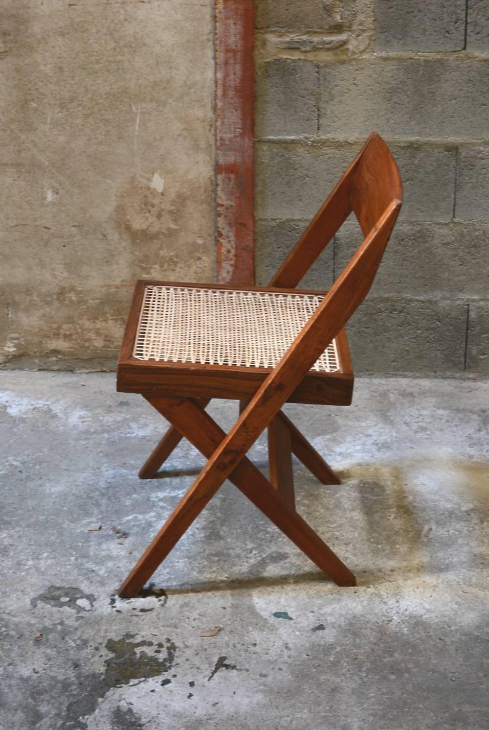 Pierre Jeanneret Unique Set of 10 Library Chairs In Excellent Condition For Sale In BREST, FR