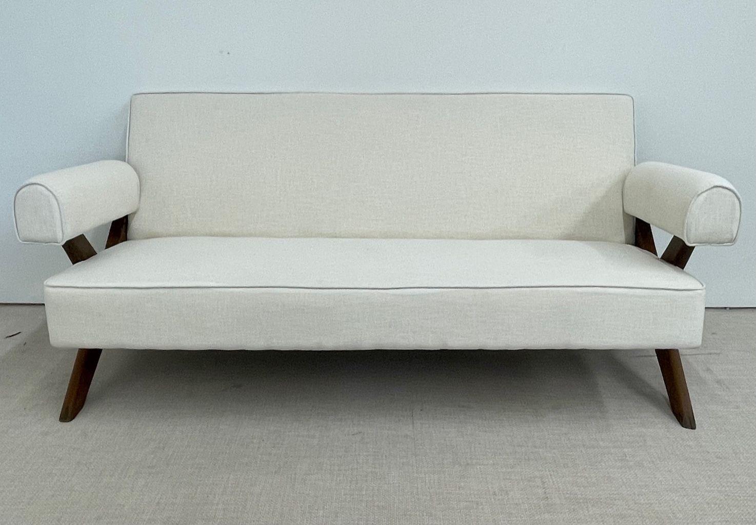 Pierre Jeanneret, French Mid-Century Modern, Upholstered Sofa, X-Leg, White Linen, India, 1960s

Rare sofa comprised of a slightly tilted backrest, seat, and armrests sitting on a double x-leg assembly base.
 
France/India c. 1960s
 
Each with