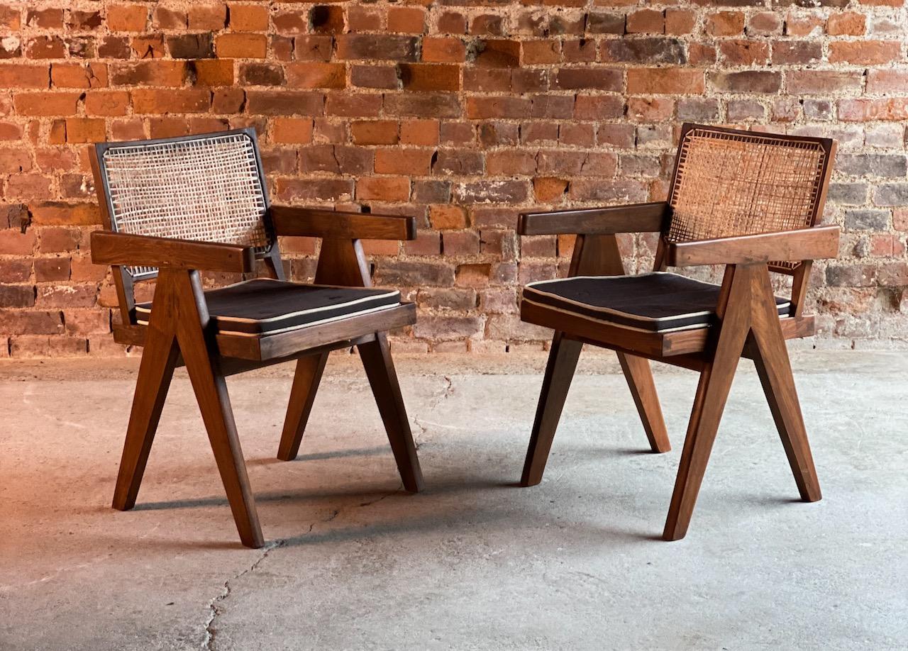 Pierre Jeanneret V Leg Chairs Pair in Teak and Cane Chandigarh, circa 1955 3