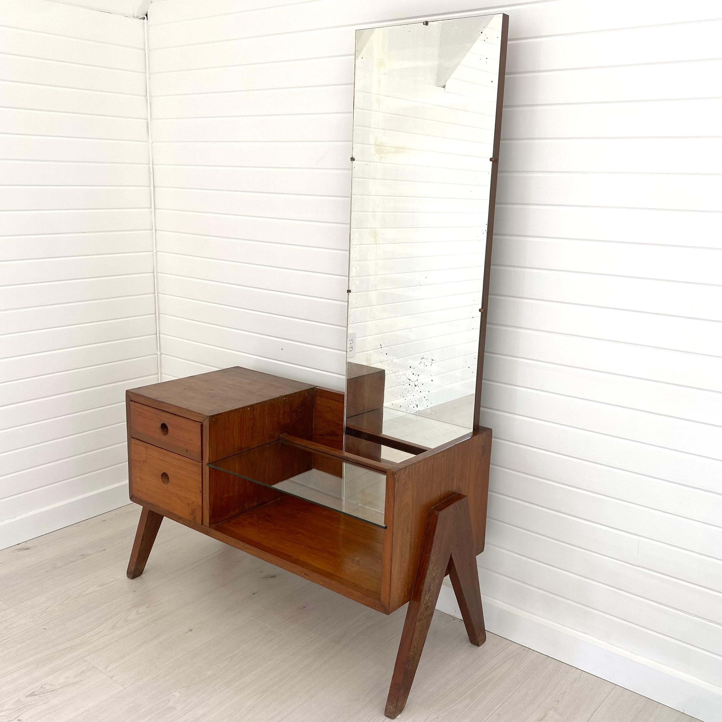 Indien Vanité Pierre Jeanneret, années 1950 Chandigarh en vente