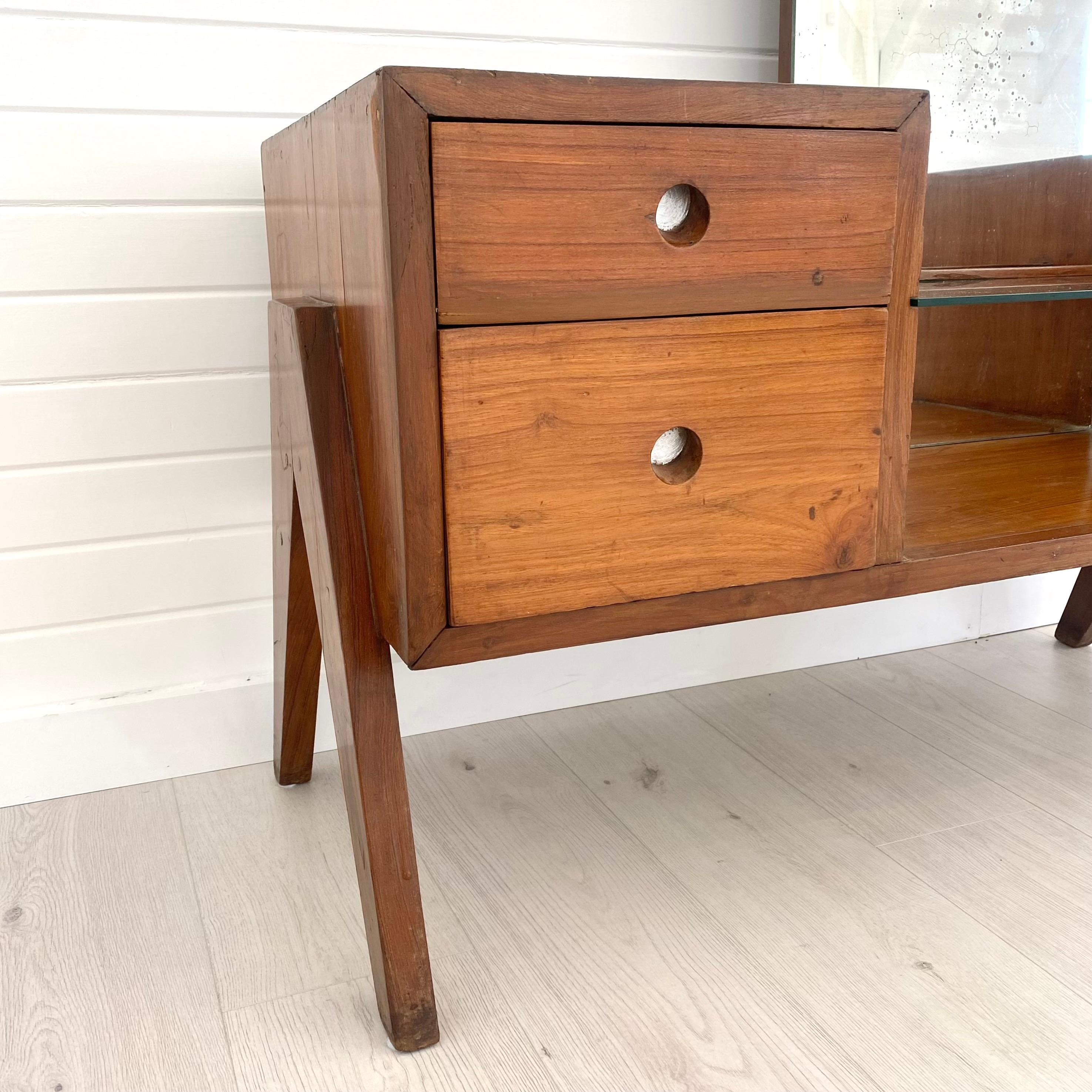 Vanité Pierre Jeanneret, années 1950 Chandigarh Bon état - En vente à Los Angeles, CA
