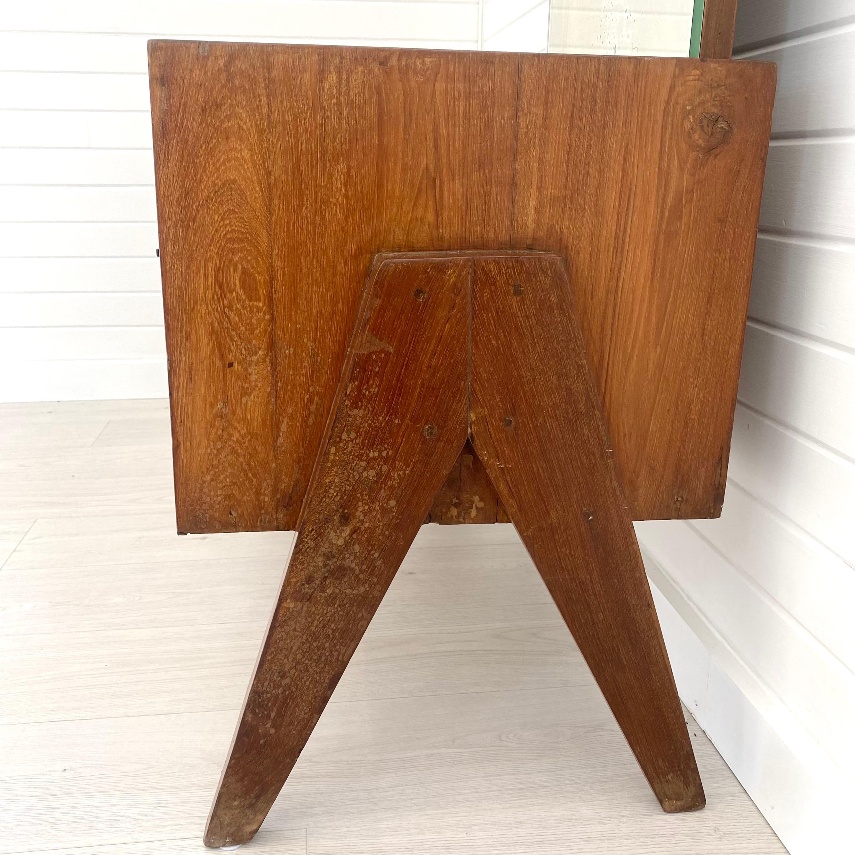 Vanité Pierre Jeanneret, années 1950 Chandigarh en vente 3
