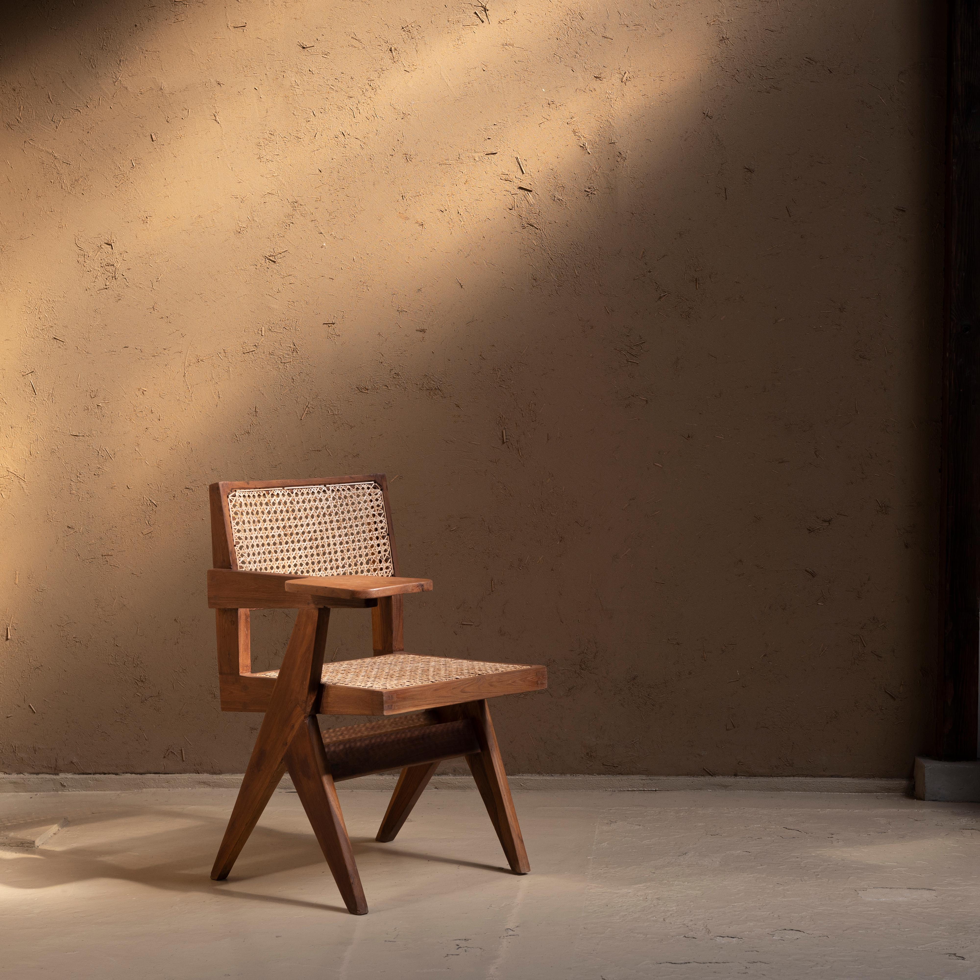 Pierre Jeanneret, Writing Chair, Circa 1960s, Chandigarh, India In Good Condition For Sale In Edogawa-ku Tokyo, JP