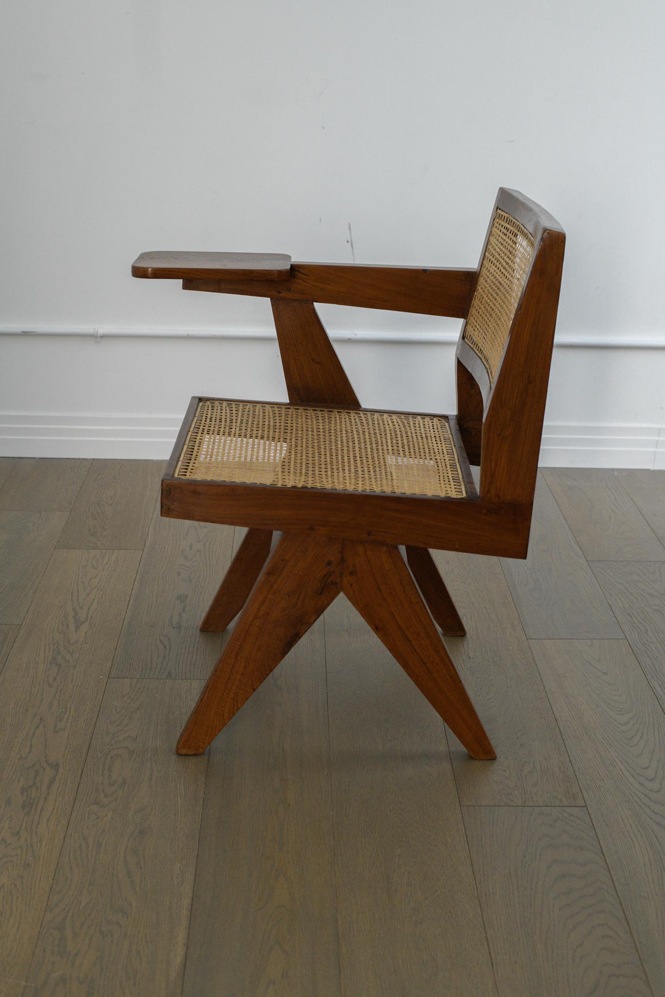 Schreibstuhl von Pierre Jeanneret aus der Punjab University, Chandigarh (Gehstock) im Angebot