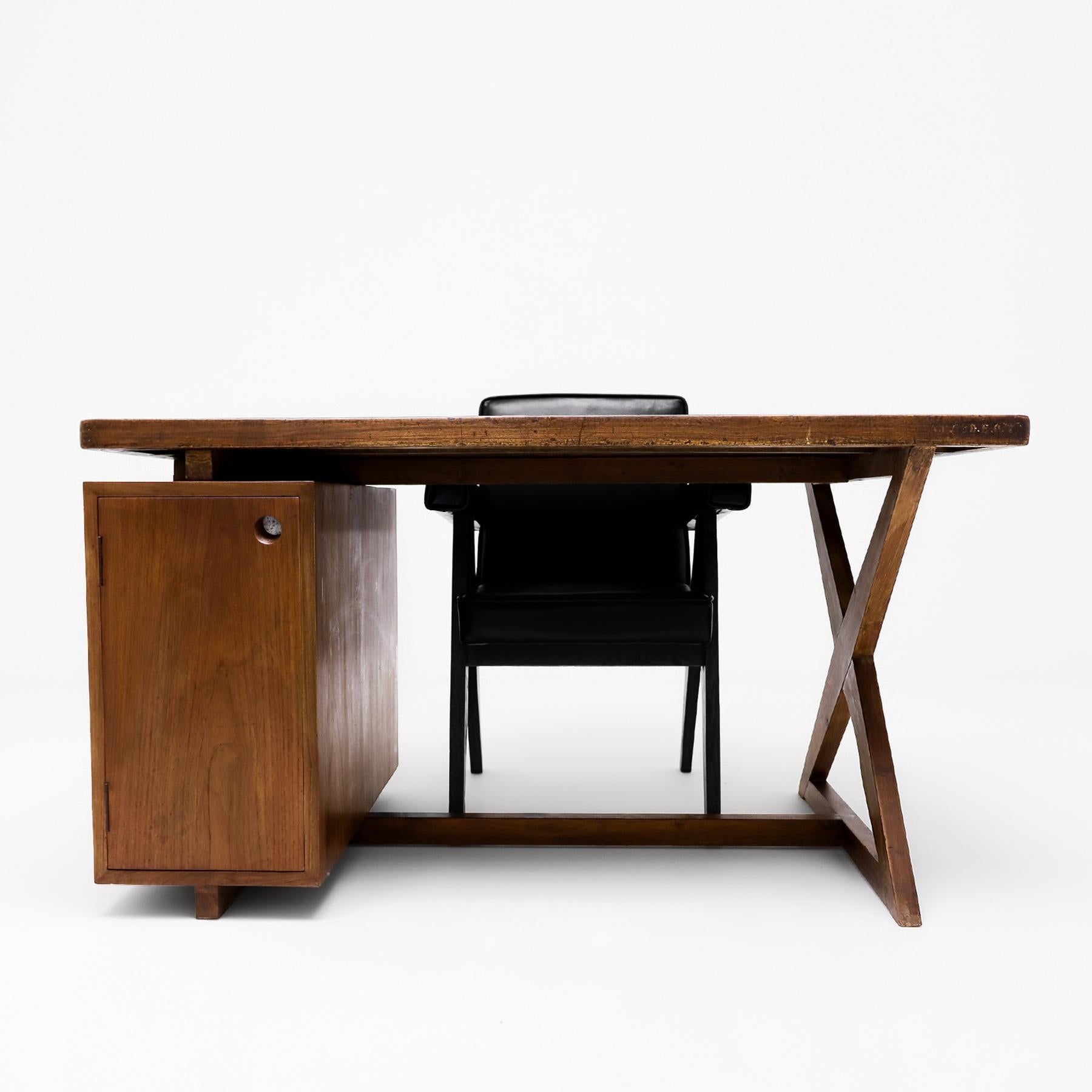 20th Century Pierre Jeanneret  X desk with a Model Pj Si 30A Committee Chair, Chandigarh, 60s For Sale