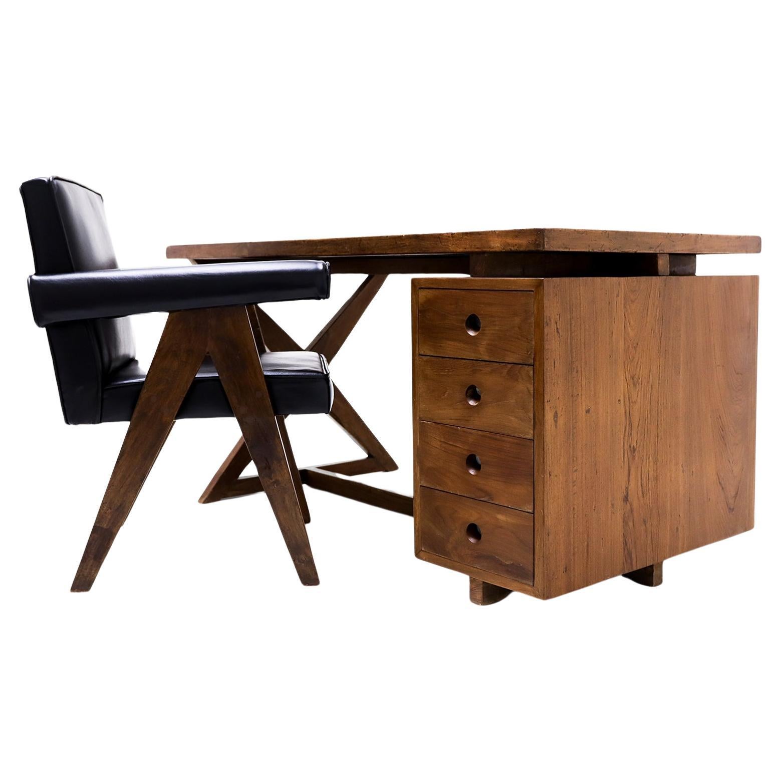 Pierre Jeanneret  Bureau X avec une chaise de comité modèle Pj Si 30A, Chandigarh, années 60 en vente