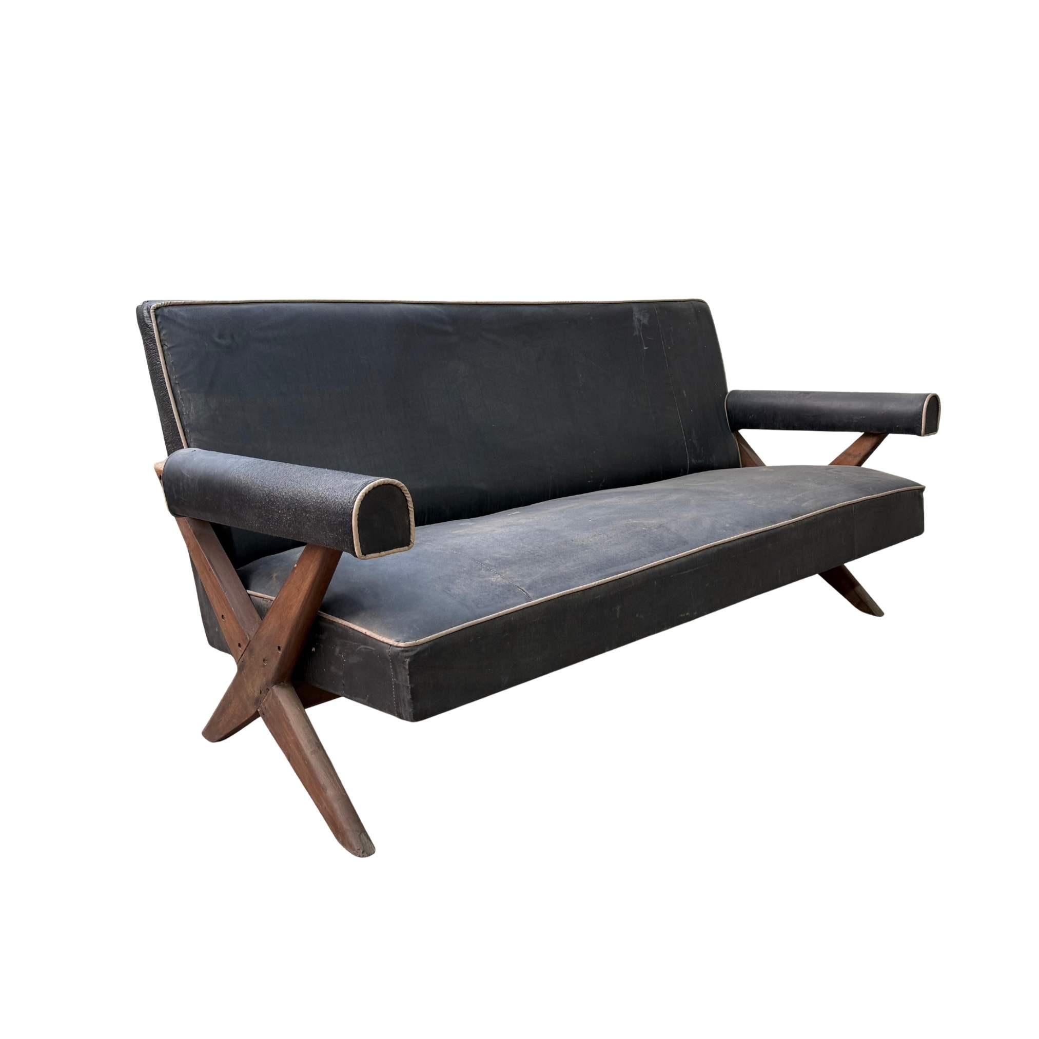 Mid-Century Modern Canapé Pierre Jeanneret X-Leg, Model PJ-SI-48-A/B, Chandigarh, c. 1960 en vente