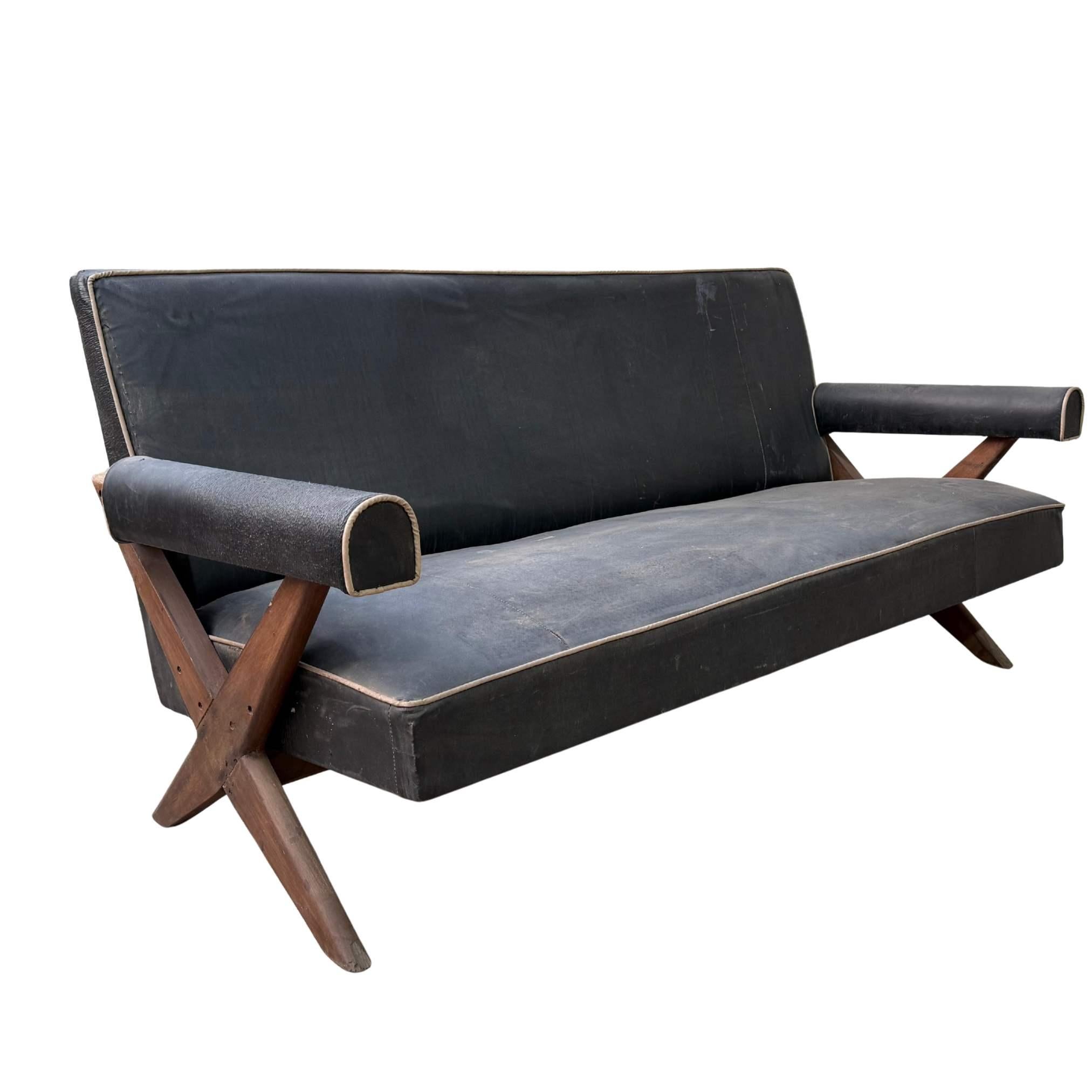 Indien Canapé Pierre Jeanneret X-Leg, Model PJ-SI-48-A/B, Chandigarh, c. 1960 en vente