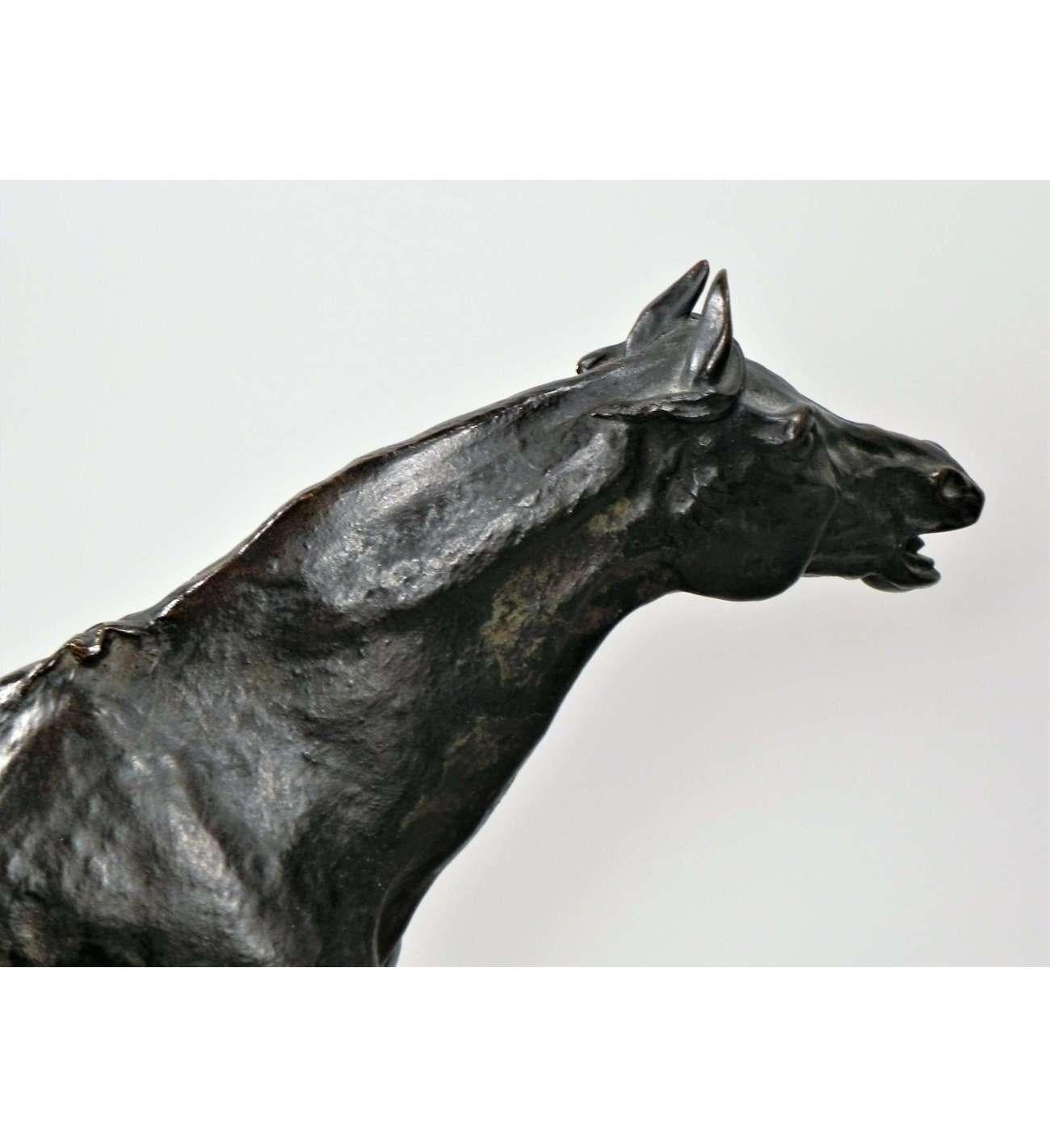 Djinn, semental árabe 1846

Caballo francés de bronce con pátina oscura de tonos marrones titulado 