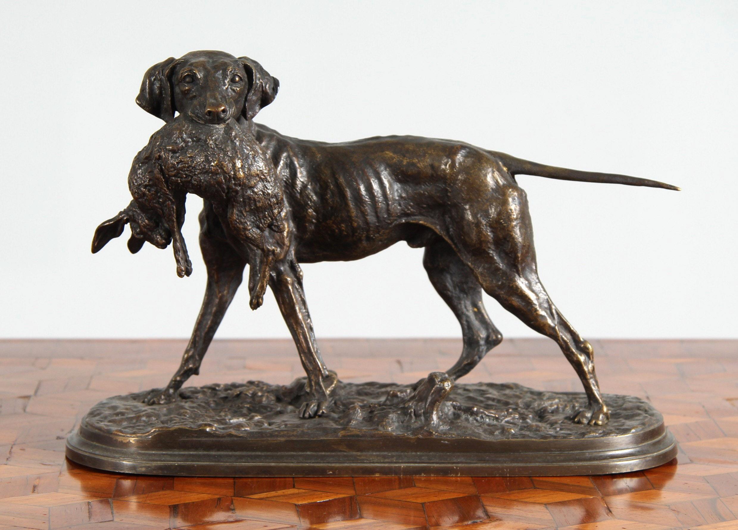 Pierre-Jules Mène - Cane da caccia in bronzo

Francia
Bronzo
intorno al 1870

Dimensioni: H. H. × L. × P. 21 × 30 × 13 cm

Descrizione:
Scultura antica in bronzo di un cane da caccia a pelo corto che porta in bocca una lepre.

Nel progettare il