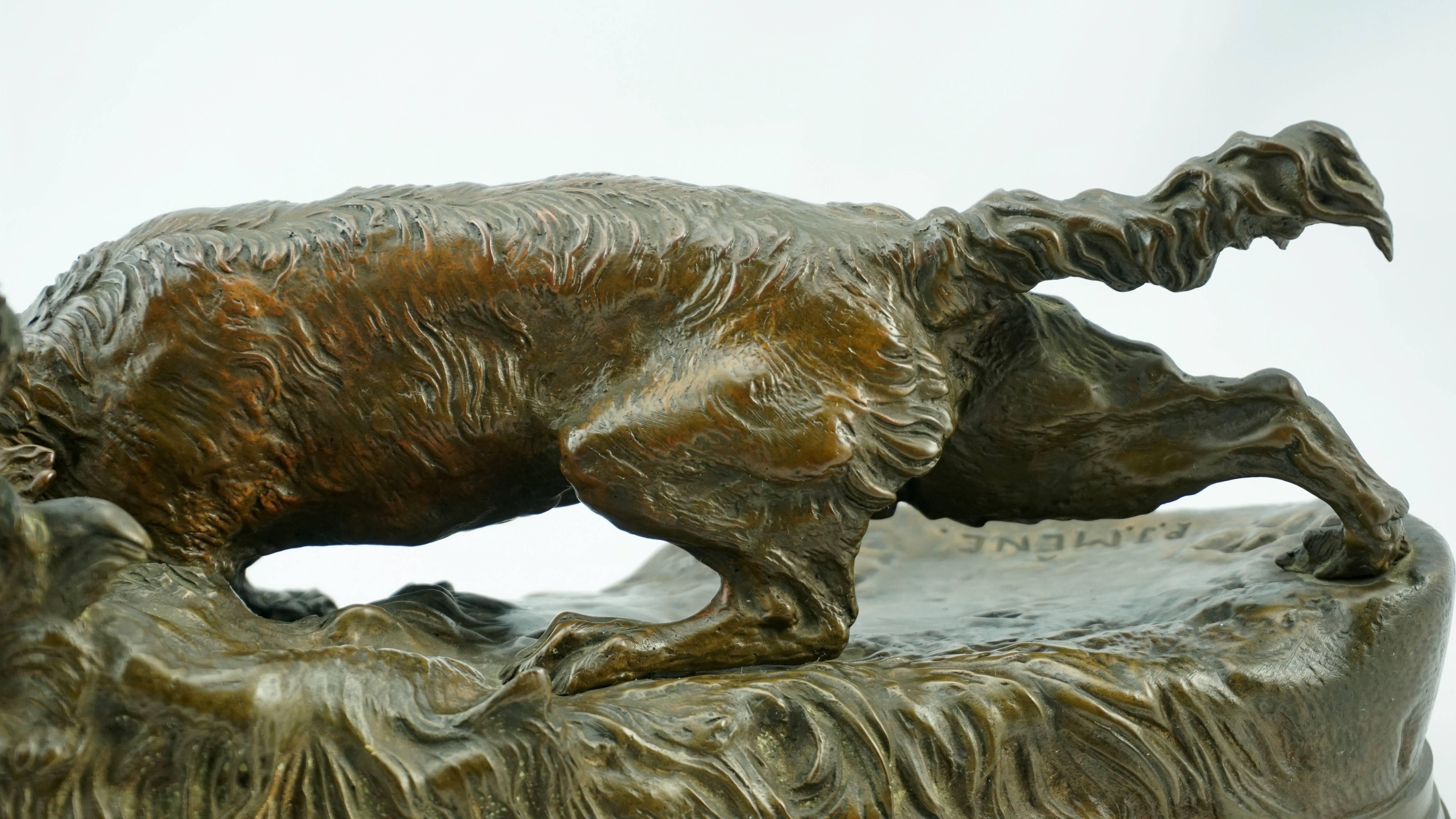 Pierre Jules Mene (1810-1879). Original cast circa 1850

Chien épagneul-griffon attrapant un canard (Spaniel-Griffon canine capturing a duck).

Exceptional and large bronze grouping statuette with rich chocolate patina. Natural base signed (P.J.
