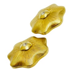 PIERRE LANG signed vintage gold tone rhinestone designer clip on earrings