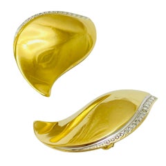 PIERRE LANG signed vintage gold tone rhinestone designer clip on earrings