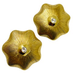PIERRE LANG signed vintage gold tone rhinestone designer clip on earrings