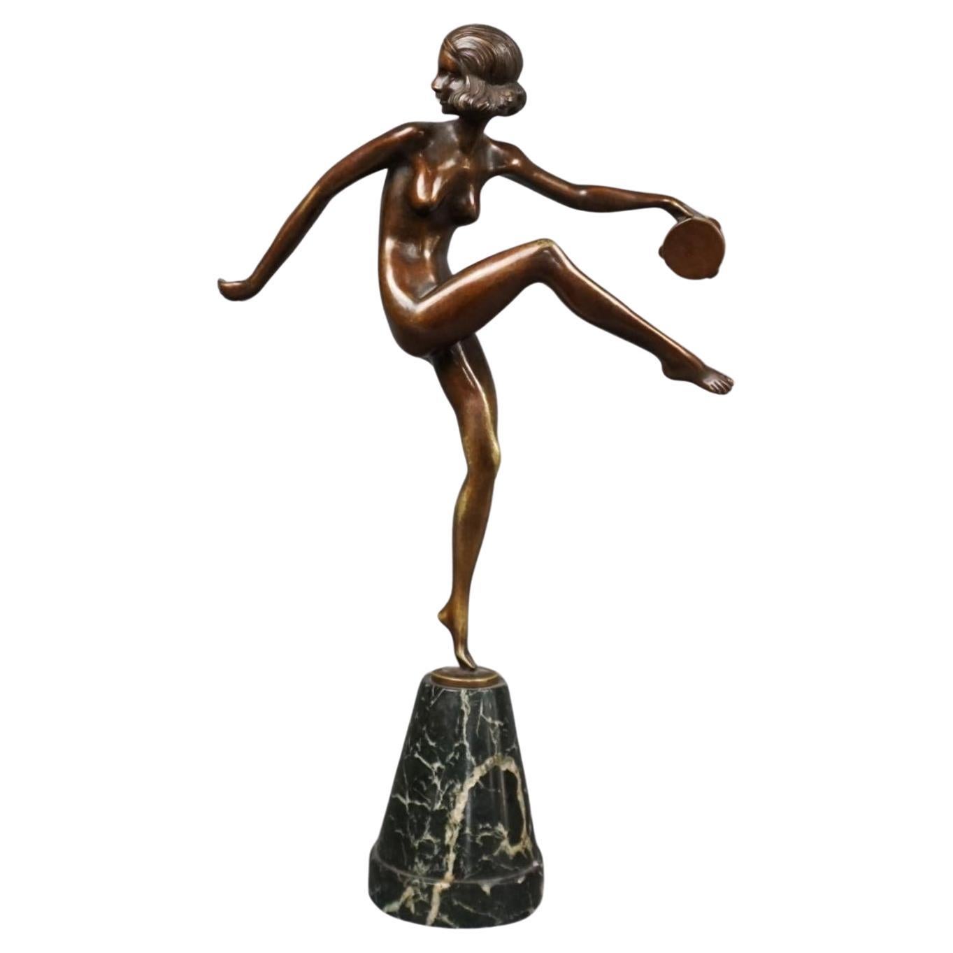 Patinierte Bronzefigur „ Tambourine-Tänzer“ von Pierre Laurel (1892-1962) C1925 im Angebot