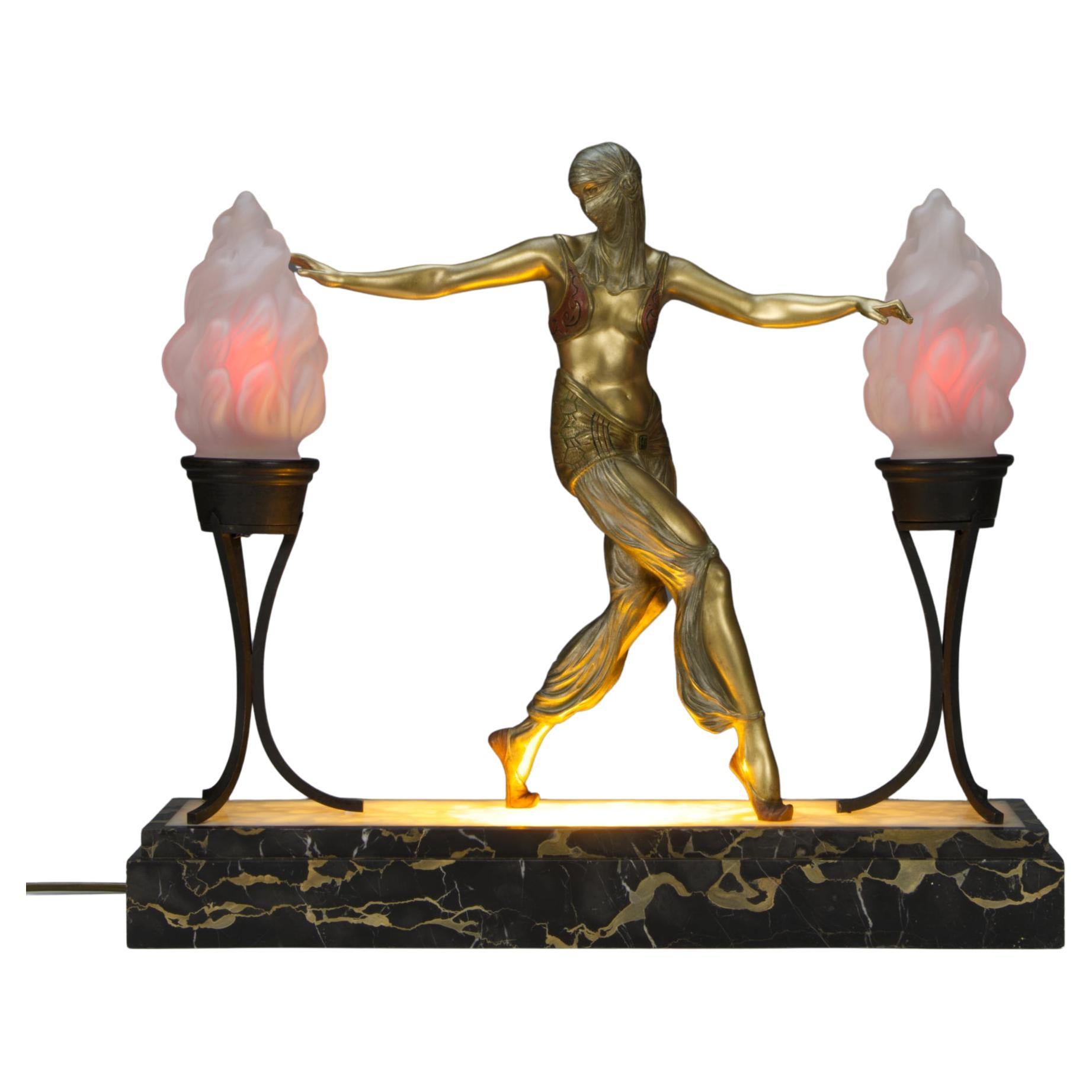 Pierre Le Faguays - An Art Deco Bronze Sculpture Lamp "Fille de Harem"
