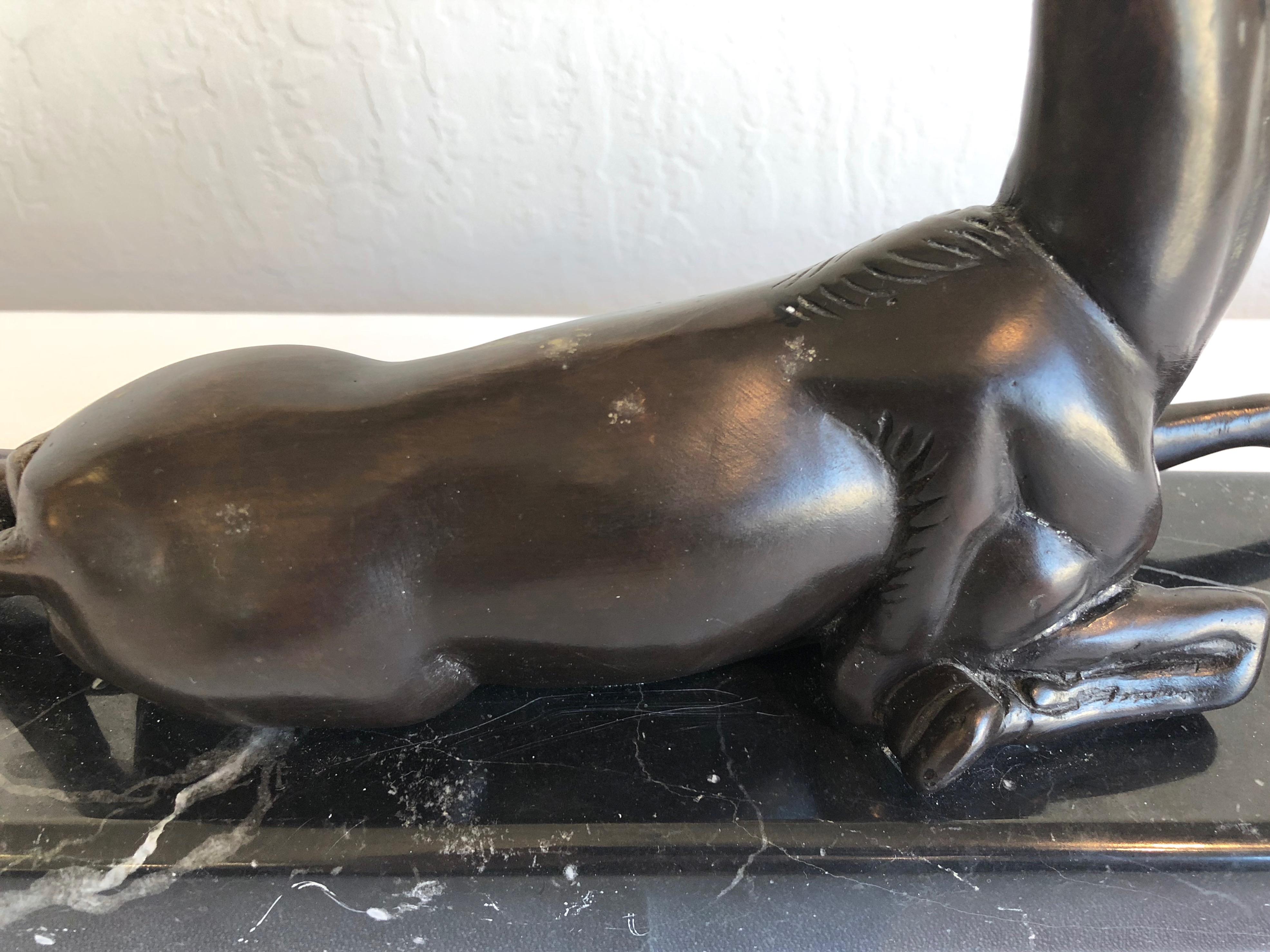 Pierre le Faguays - Sculpture en bronze Art Déco - Gazelle de séduction en vente 1