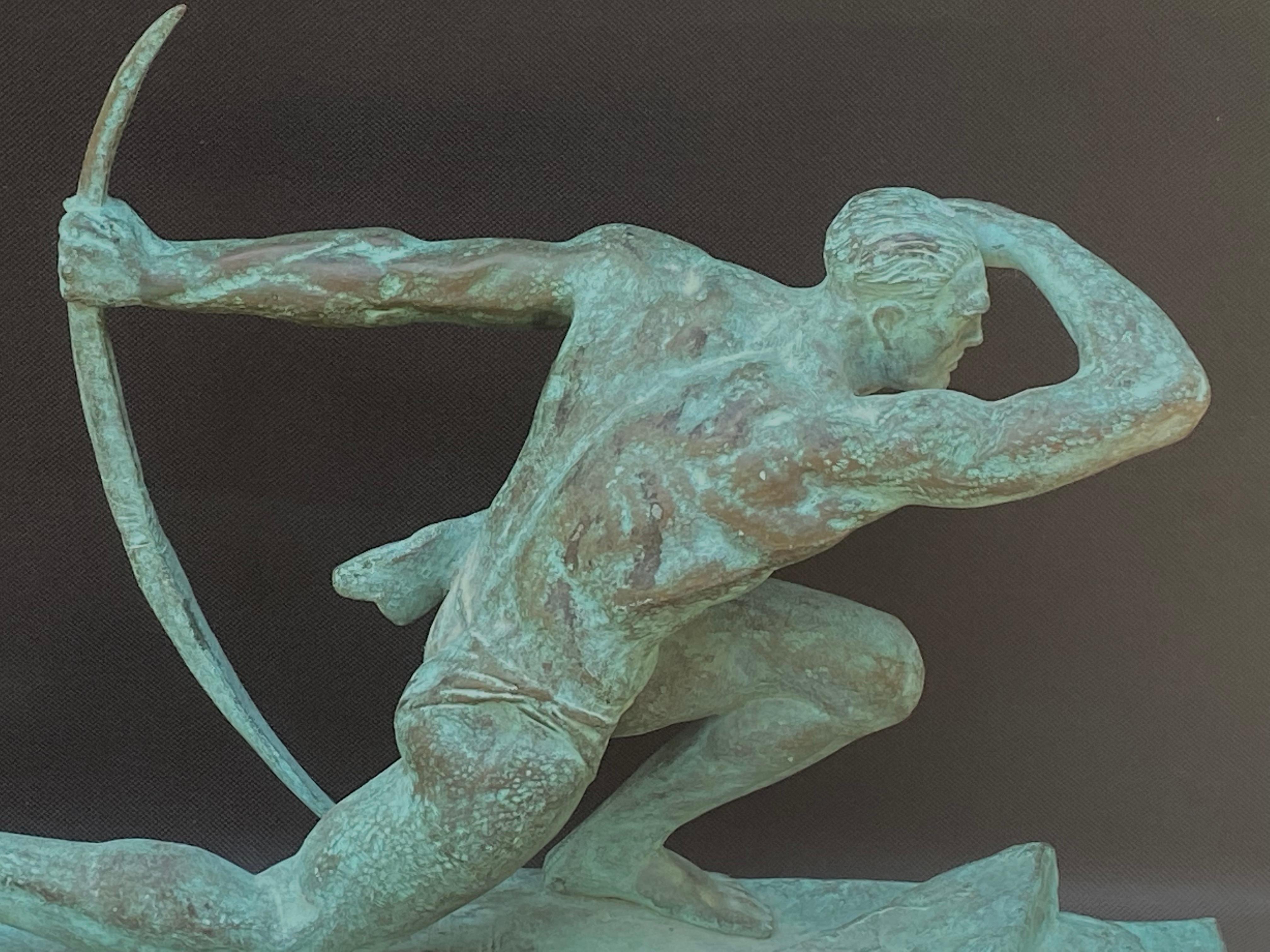 L'Archer - Or Figurative Sculpture par Pierre Le Faguays