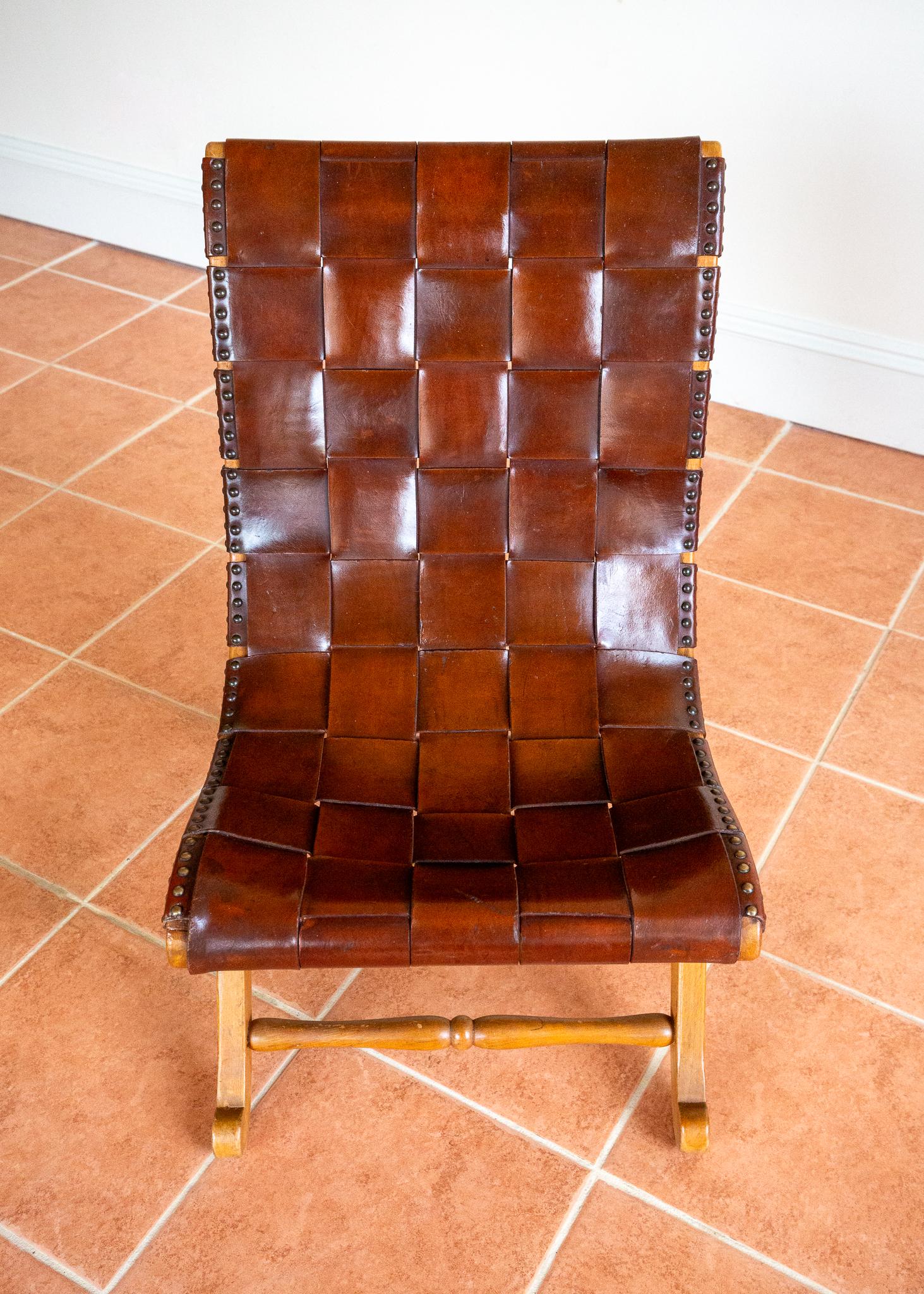 Pierre Lottier Cigar Leather Strap Slipper Lounge Chair 1960s MCM Blonde Tan For Sale 8