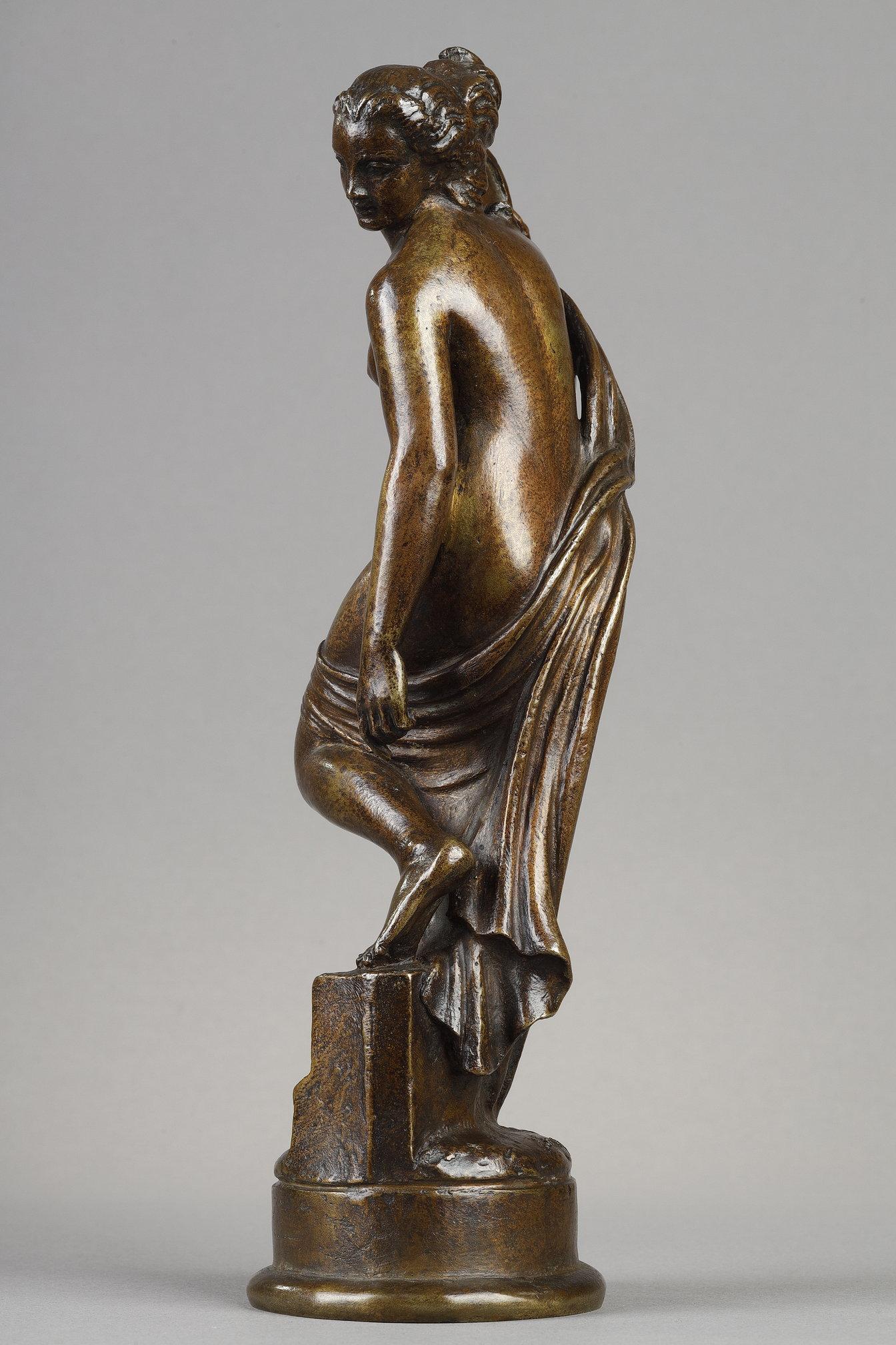Terpsichore, Musa della danza - Figurative Sculpture Oro di Pierre-Marie Poisson