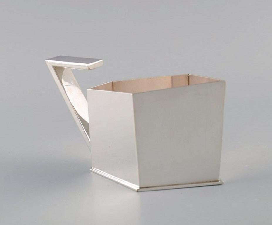 Modern Pierre Meurgey, Paris. Two cubist pots in plated silver. Mid 20th C.