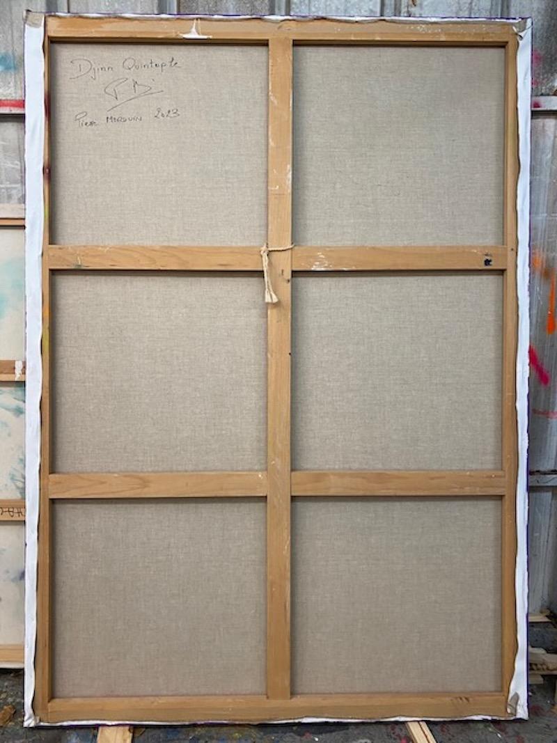 In diesem abstrakten Gemälde setzt sich Pierre Morquin mit der Vorstellung vom Leben nach dem Tod auseinander. Die fünf geometrischen Formen, die die Mitte der Leinwand einnehmen, erinnern an Dschinns, übernatürliche Wesen aus der arabischen