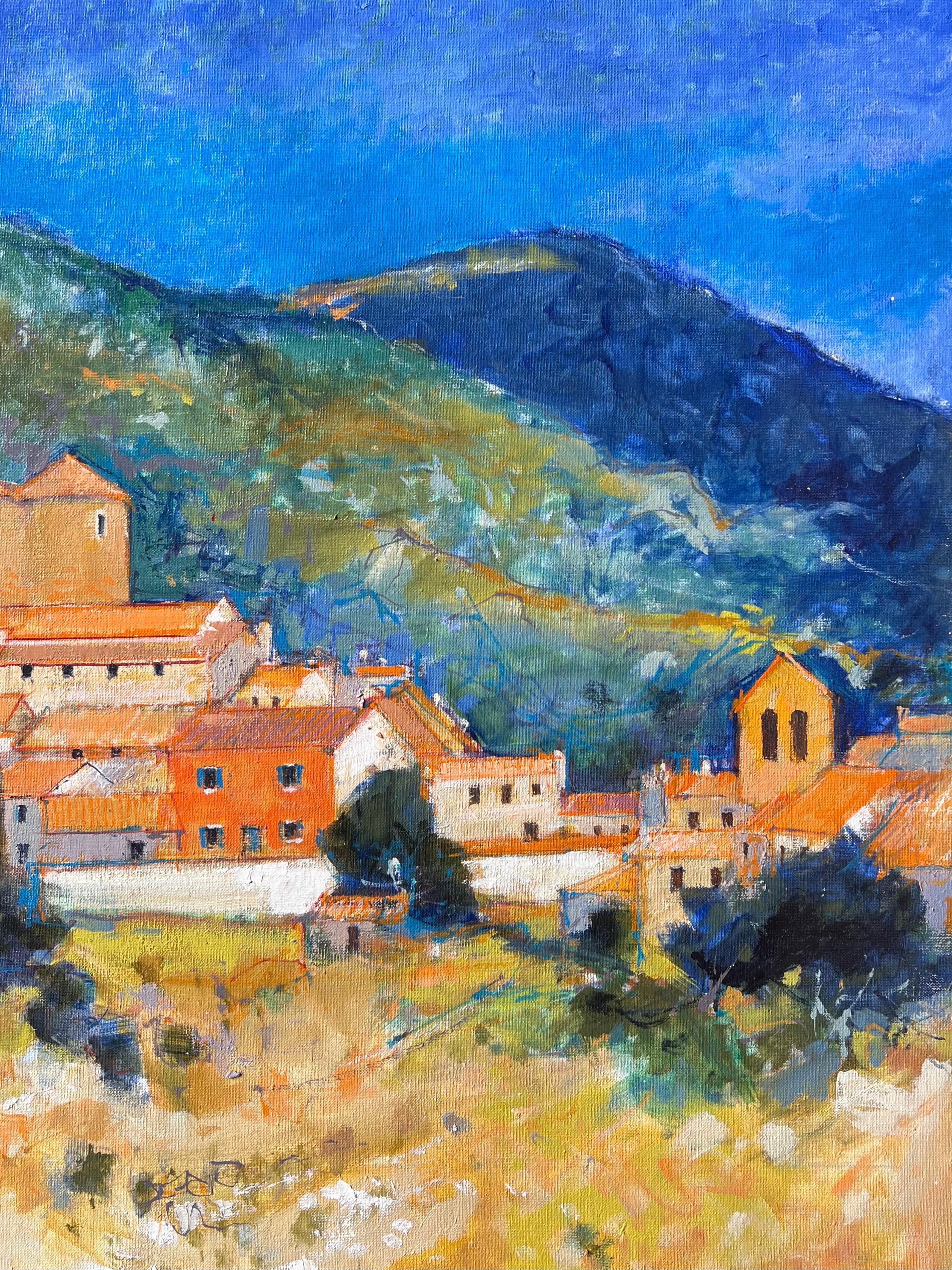 Eine Festung auf einem Hügel über einem Dorf mit orangenem Dach in sonnenbeschienenen Hügeln Französisches Ölgemälde im Angebot 2