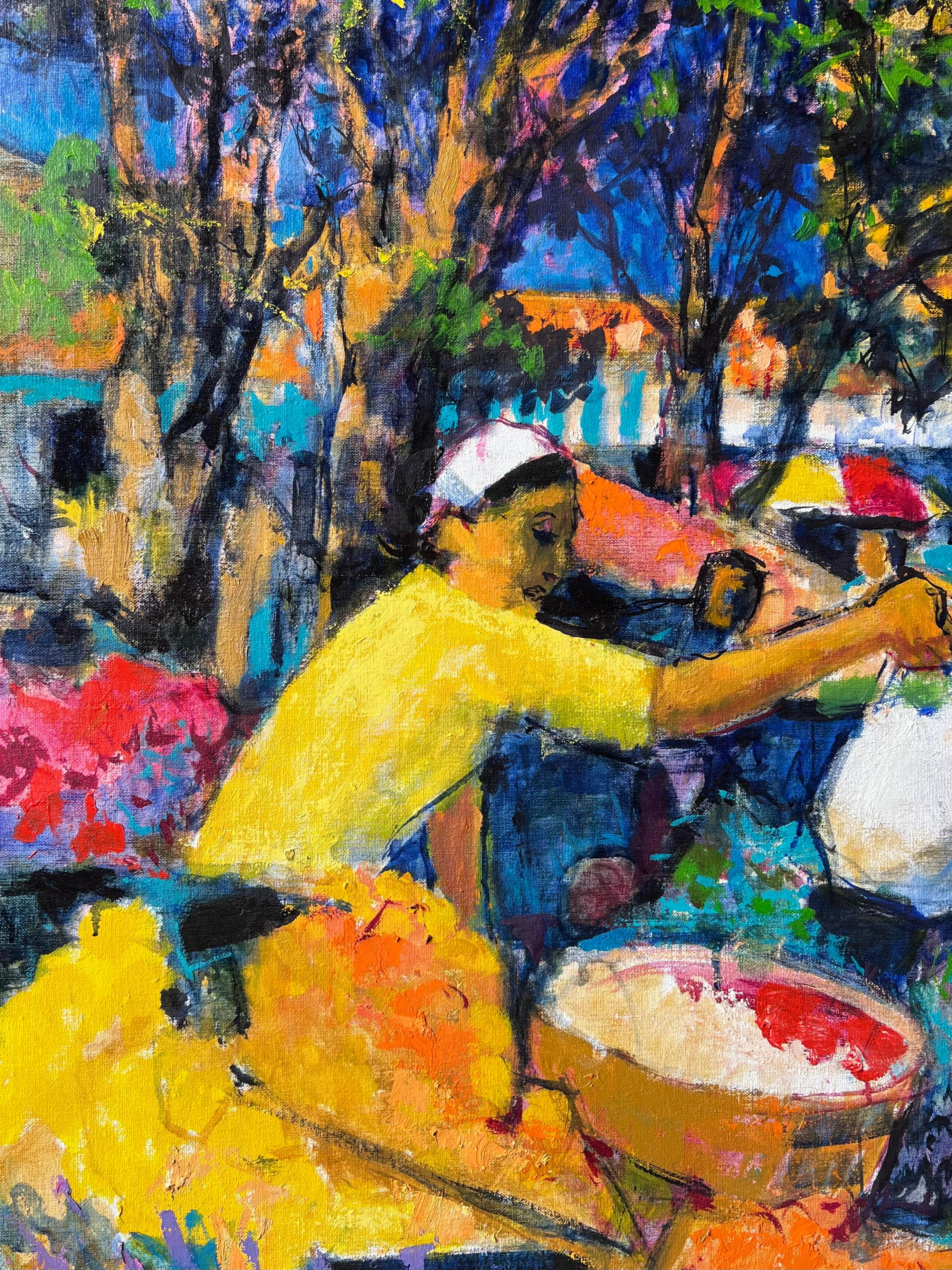 Scène de marché colorée avec des personnages échangeant des fruits sur des étals lumineux Huile française en vente 3