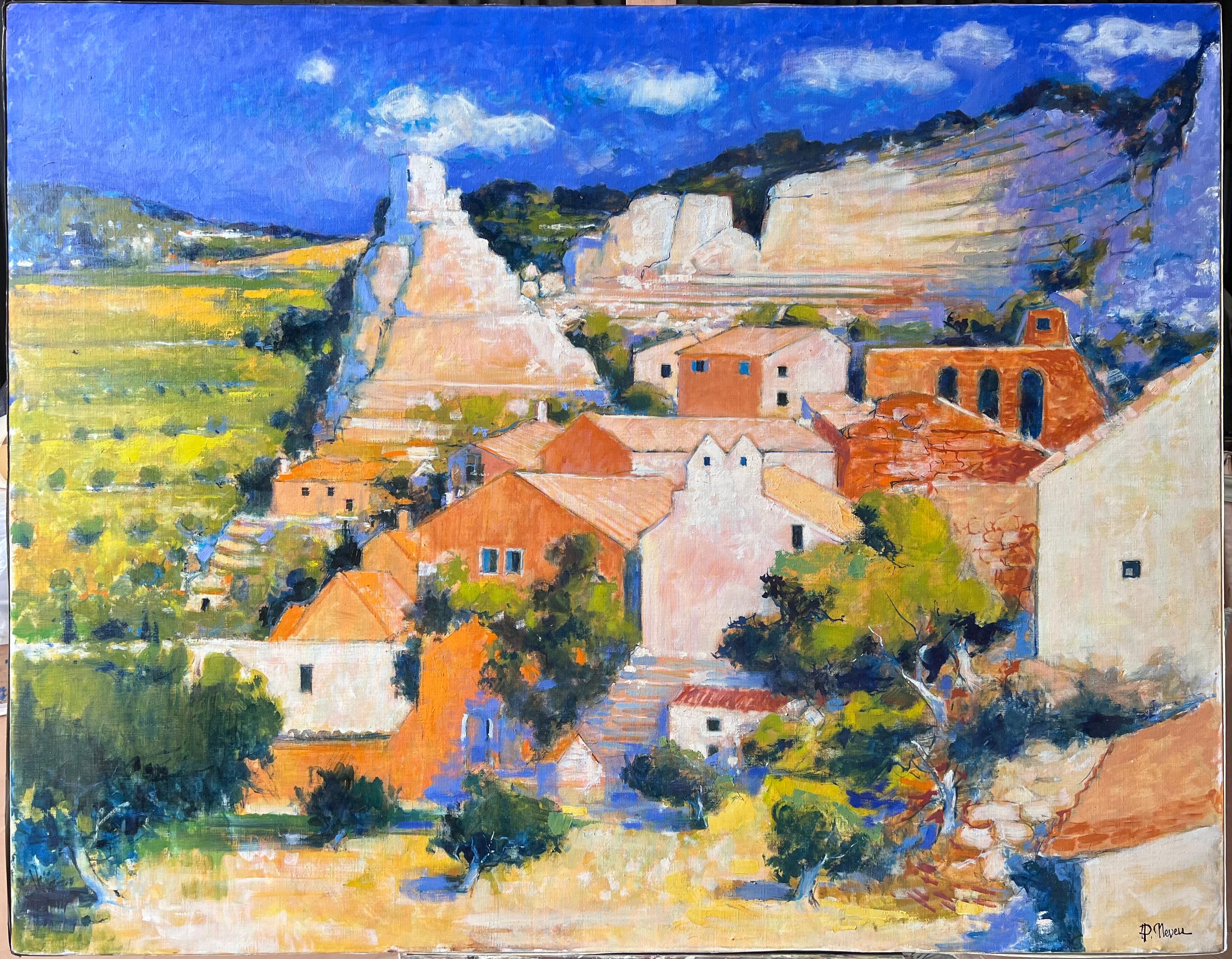 Riesige sonnenbeschienene Hügelspitze Balazuc mit hohen Klippen und Terrakotta-Häusern Ölgemälde – Painting von Pierre Neveu