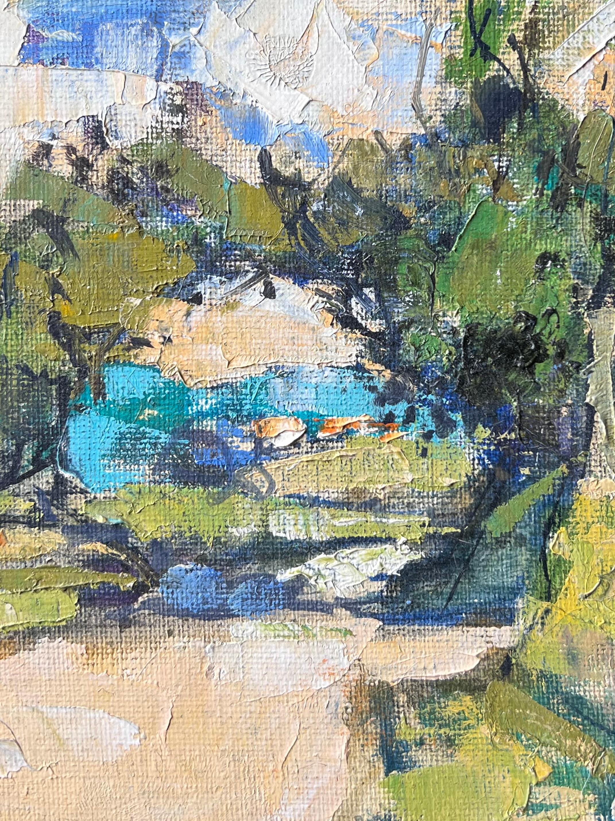 Petit paysage avec arbres et eau bleue sous une lumière chaude Peinture à l'huile française en vente 1
