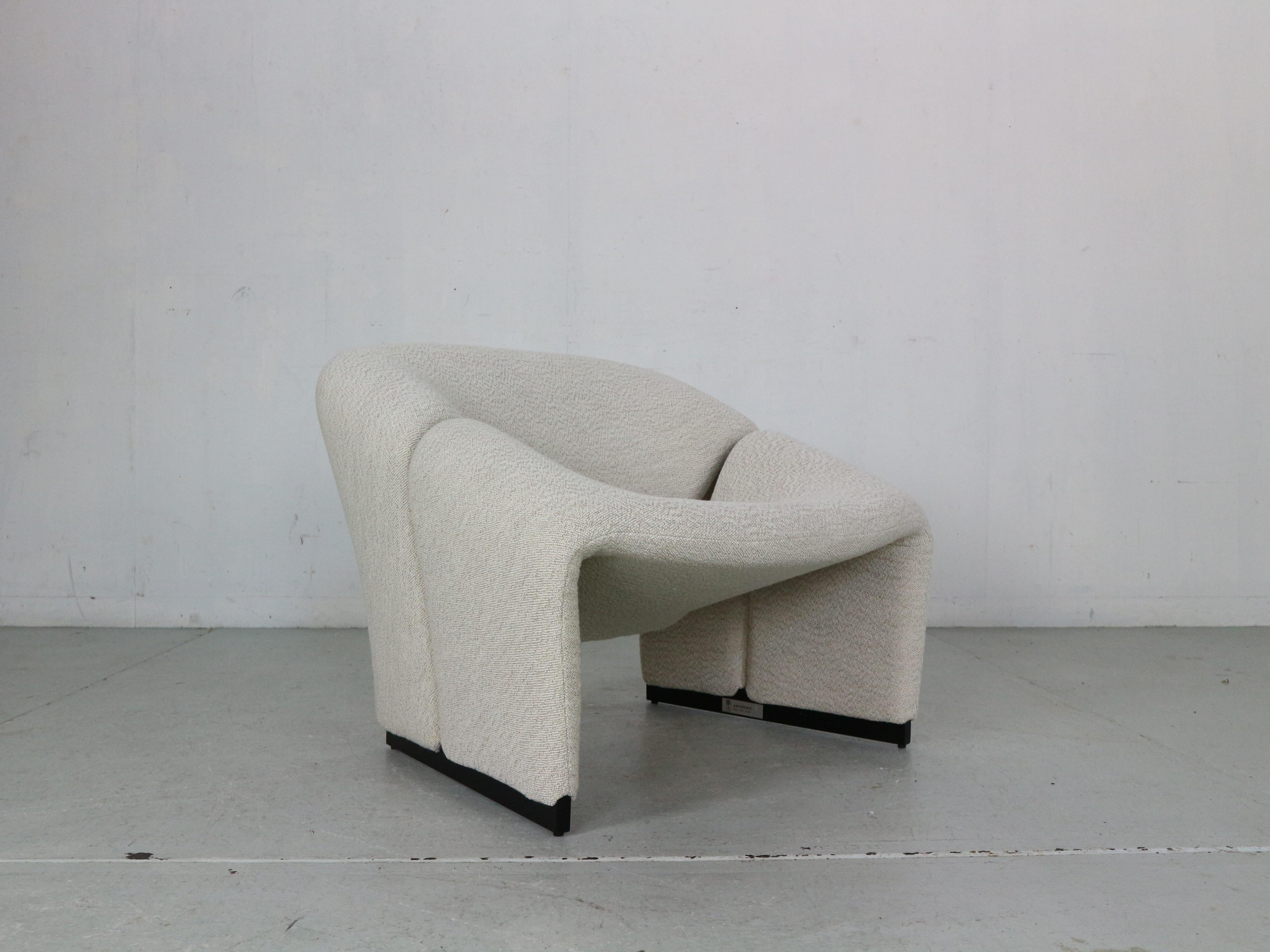 Groovy lounge chair designed by Pierre Paulin in 1972 and manufactured for Artifort, Holland.
Model No: F580, or also known as 