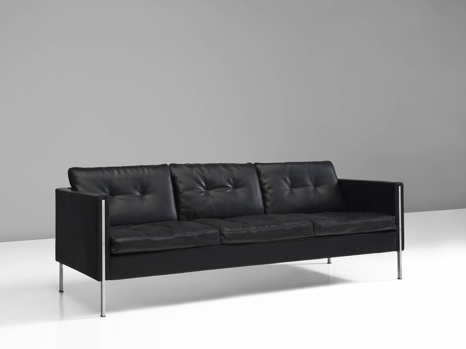 Pierre Paulin for Artifort, sofa model '442/3', leatherette, steel, The Netherlands, 1962. 

This eccentric three-seat sofa is based on a solid construction featuring clear lines and geometrical shapes executed in a subtle way. The seat is supported