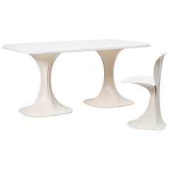 Pierre Paulin 8810 Flower Chair and Table Boro:: Beligium:: 1970