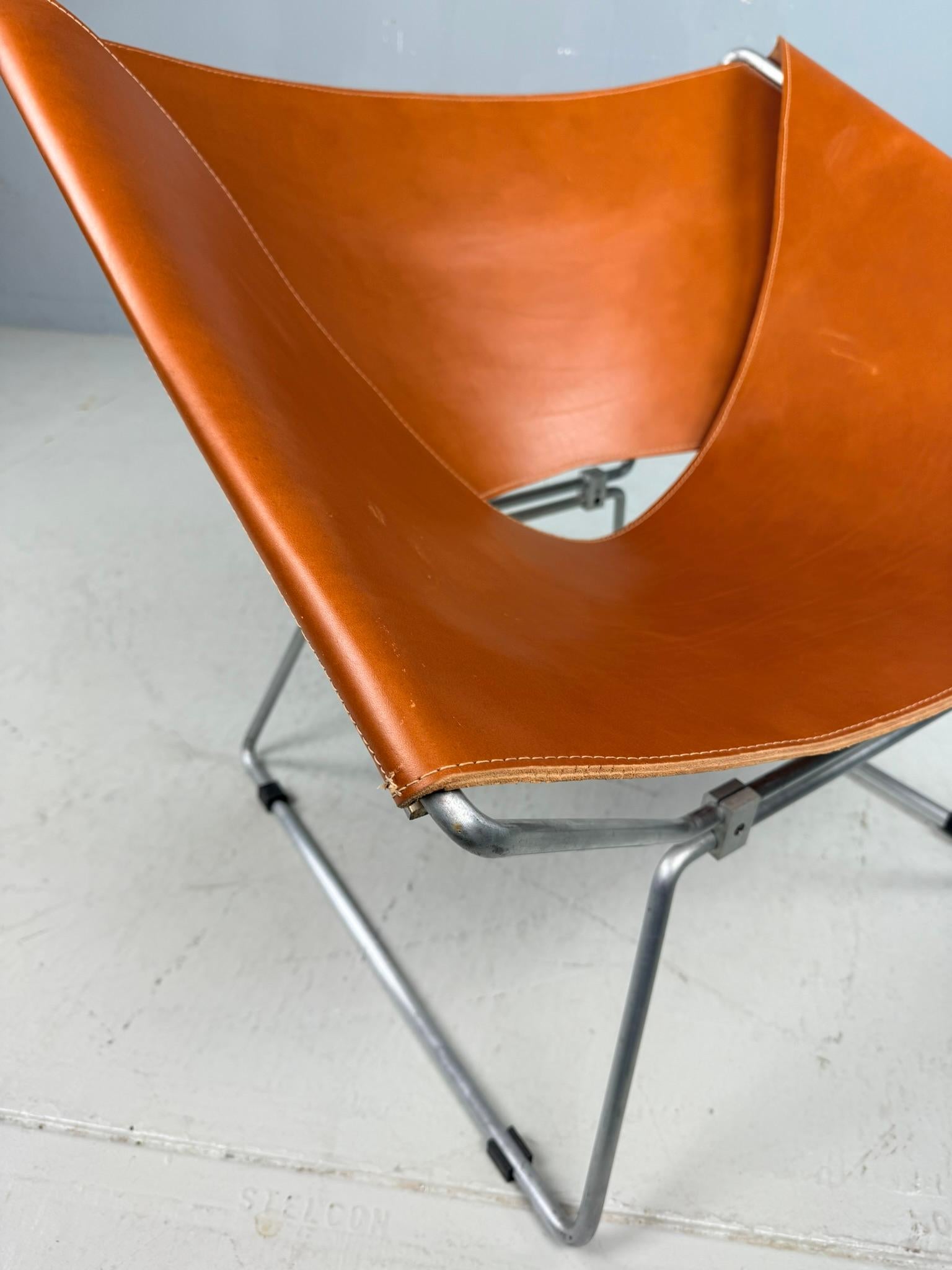 Pierre Paulin AP-14 cognacfarbener Ledersessel für A. Polak, 1955 im Angebot 6