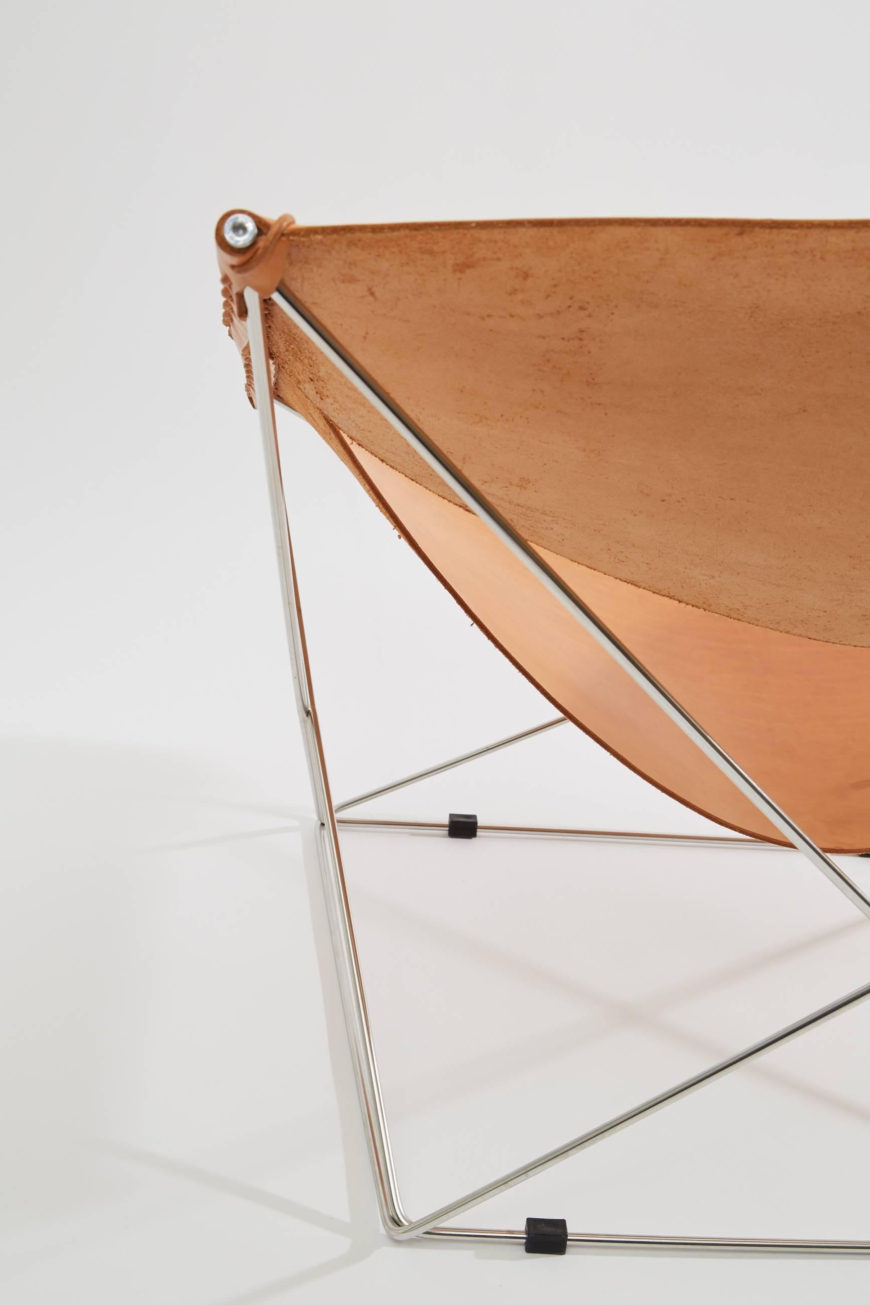 Welded Pierre Paulin Artifort Butterfly Lounge Chair in Natural Leather and Chrome For Sale