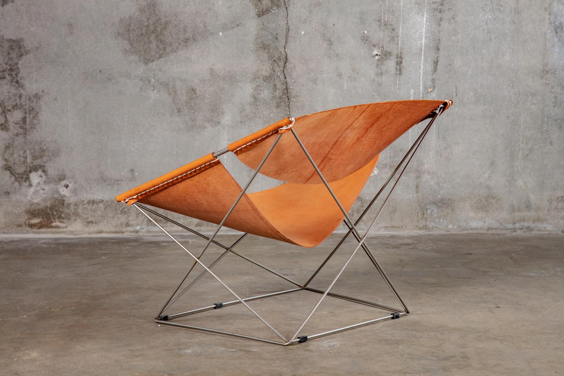 pierre paulin chair